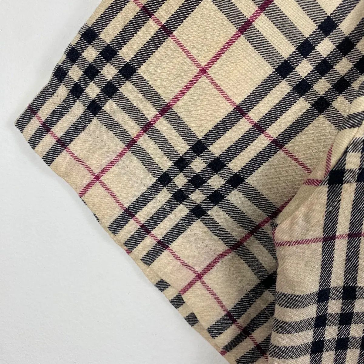 Burberry BURBERRY LONDON Nova Check Small Embroidery Logo Button Up Size US M / EU 48-50 / 2 - 4 Thumbnail