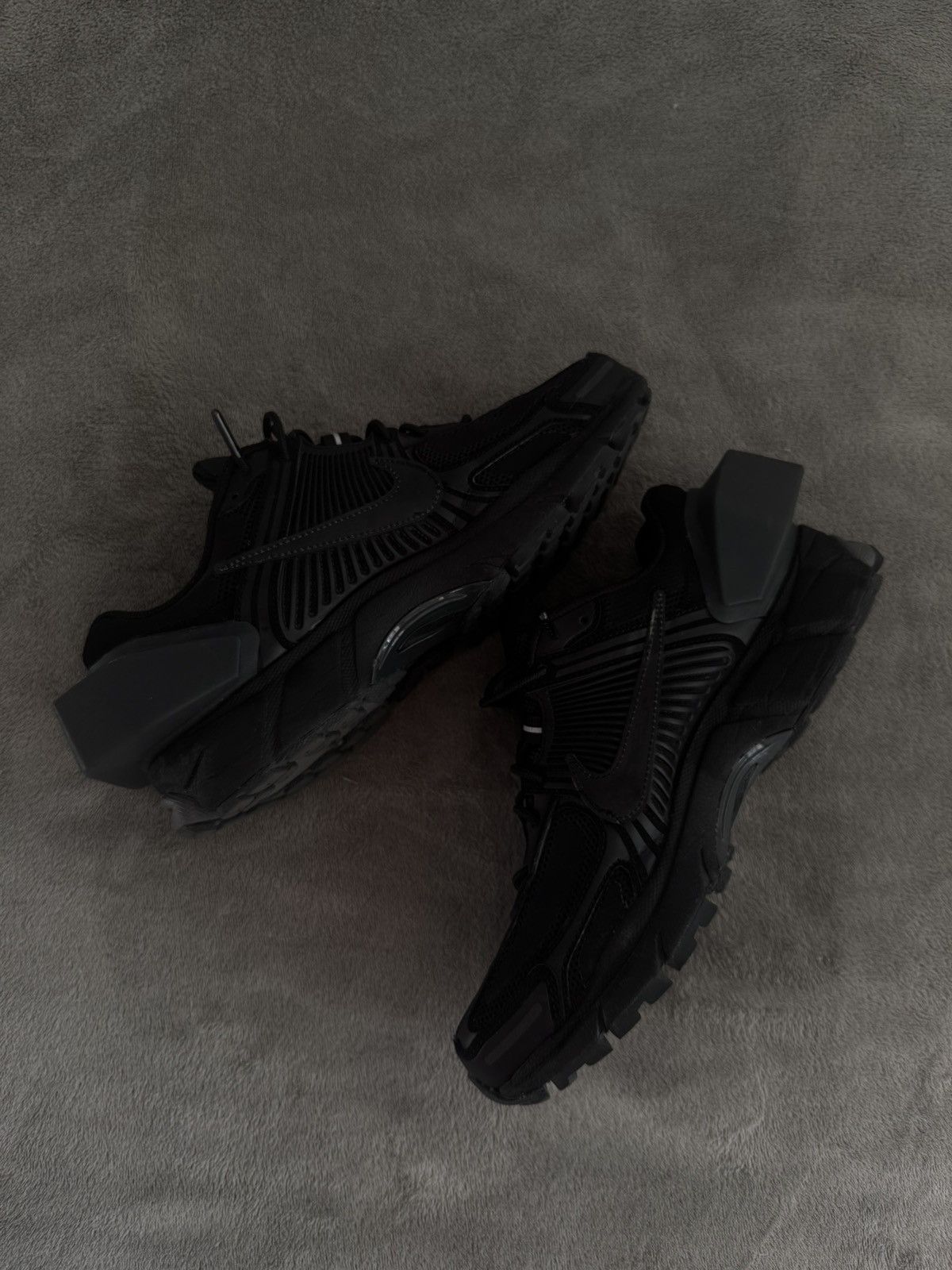 A-COLD-WALL* × Nike Nike Vomero ACW Size US 8.5 / EU 41-42 - 6 Thumbnail