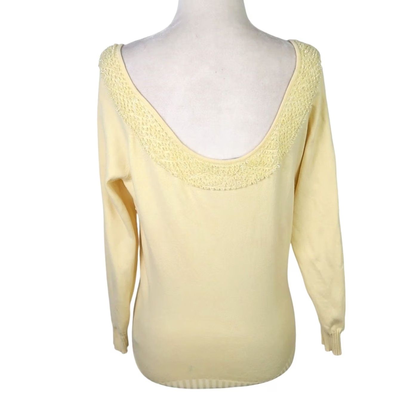 Vintage VINTAGE The Limited Beaded Collar Trim Butter Yellow Sweater M Women Long Sleeve Knit Cotton Nylon Spandex Pullover Size M / US 6-8 / IT 42-44 - 4 Thumbnail