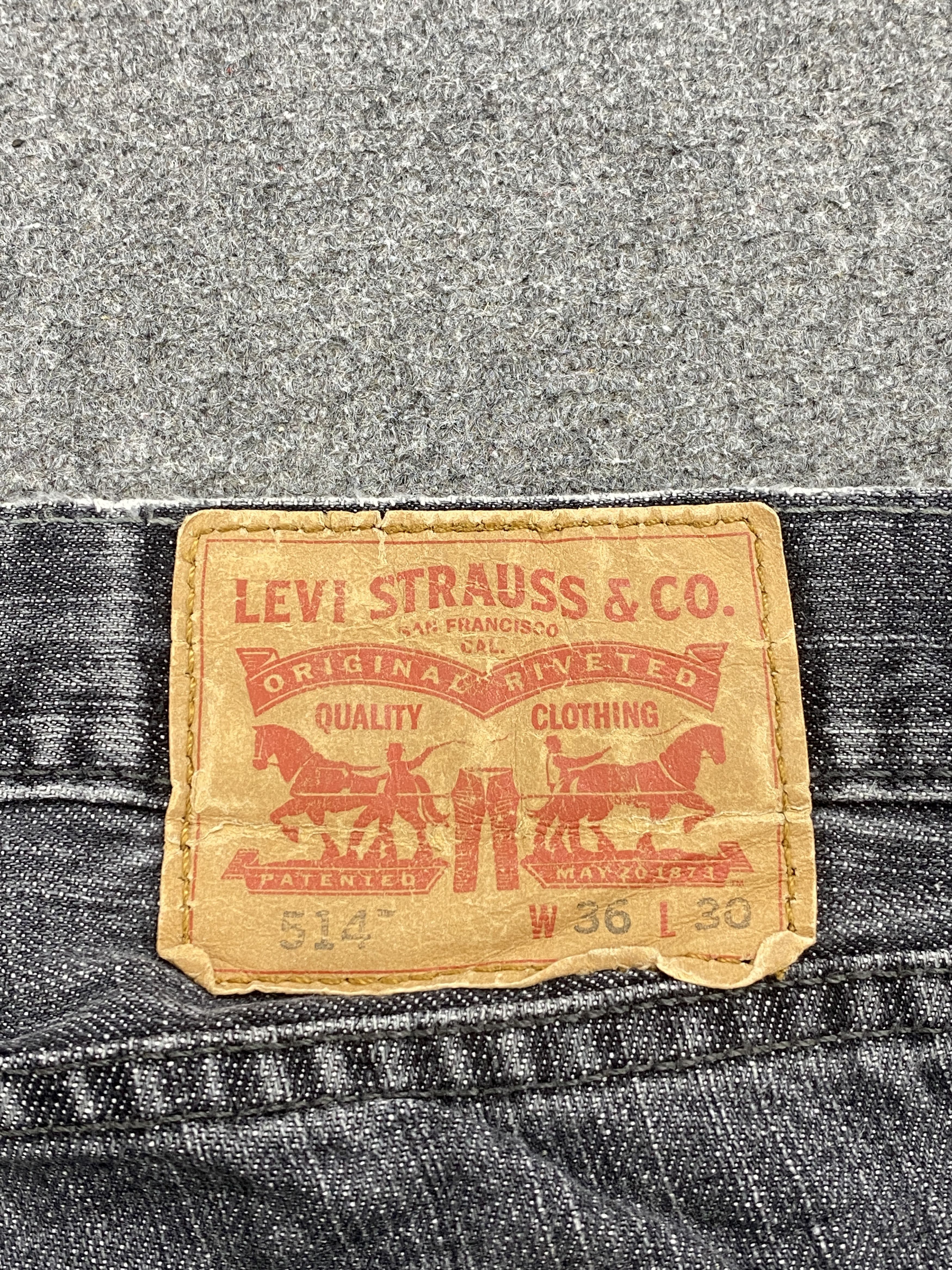 Levi's × Vintage Faded Black Vintage Levis 559 Jeans Size US 35 - 5 Thumbnail
