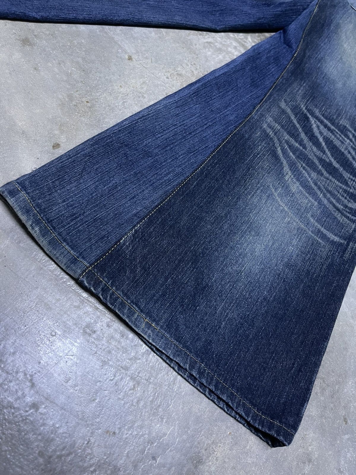 Edwin × Japanese Brand × Vintage Flare Jeans Japan Edwin Lightning Wash Bellbottom Size US 30 / EU 46 - 12 Thumbnail