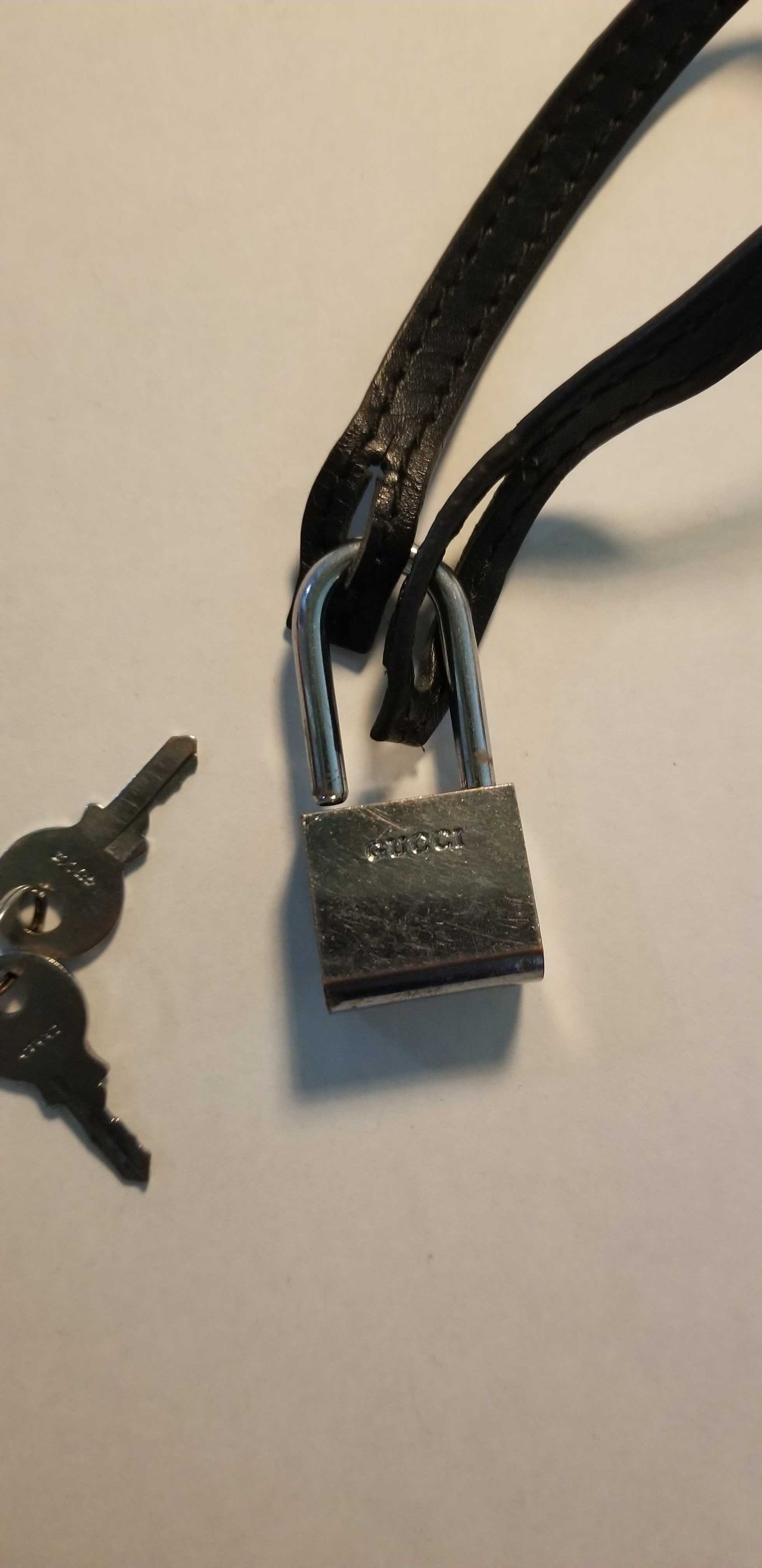 Gucci Gucci Bag Lock with strap and keys Size ONE SIZE - 2 Thumbnail