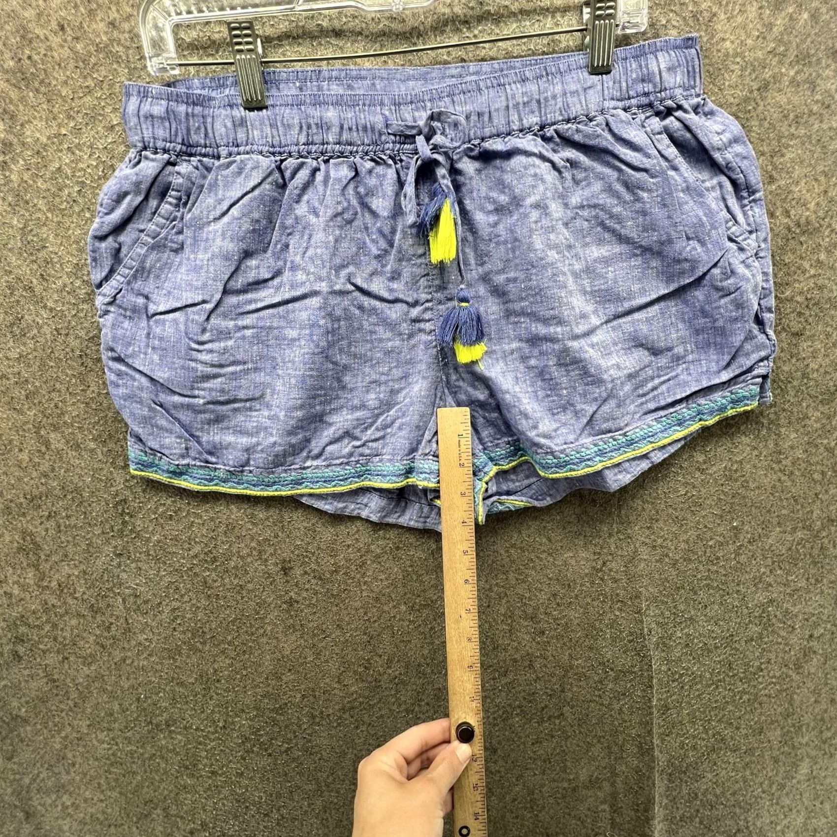 Vineyard Vines Vineyard Vines Shorts Womens M Blue Chambray Tassel Trim Lounge Casual Size 32" / US 10 / IT 46 - 5 Thumbnail