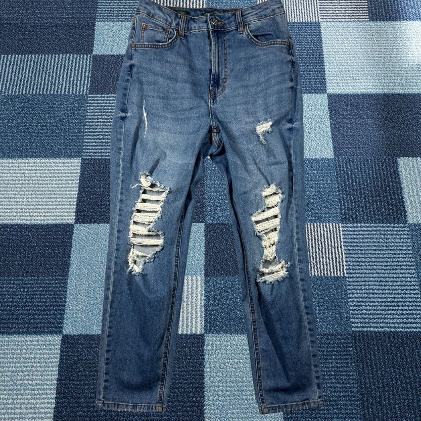Vintage Wild Fable Jeans Womens 6 Blue Straight Leg Medium Washed Distressed Ripped Mom Jeans 90s Grunge Womens Size 28" / US 6 / IT 42 - 1 Thumbnail