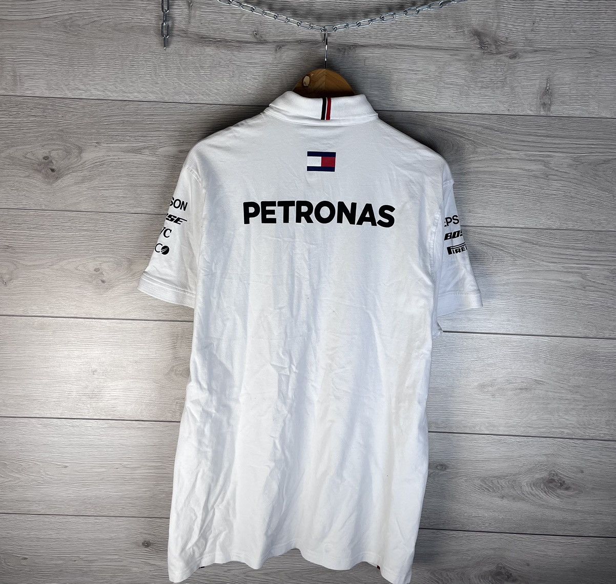 Mercedes-Benz Men's polo Petronas amg motorsport size Xxl London Size US XXL / EU 58 / 5 - 2 Thumbnail