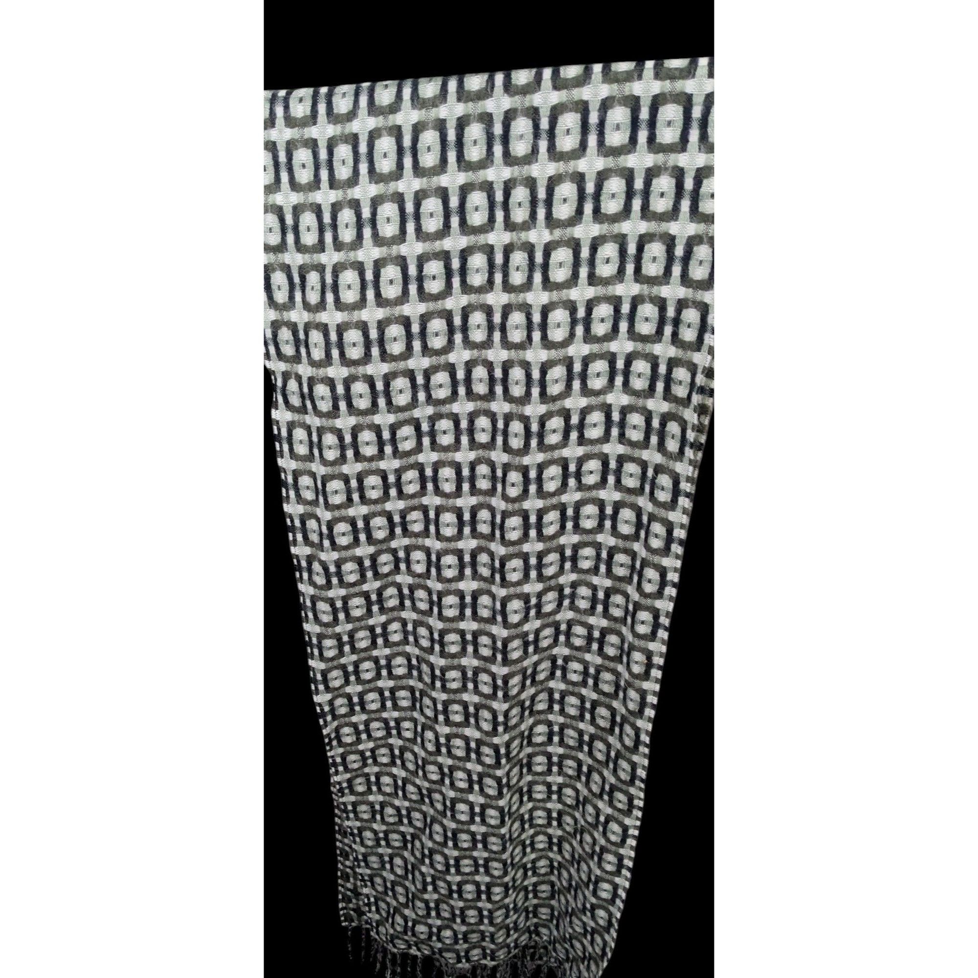 Other D&Y Softer Than Cashmere Geometric Korean Scarf Size ONE SIZE - 2 Thumbnail