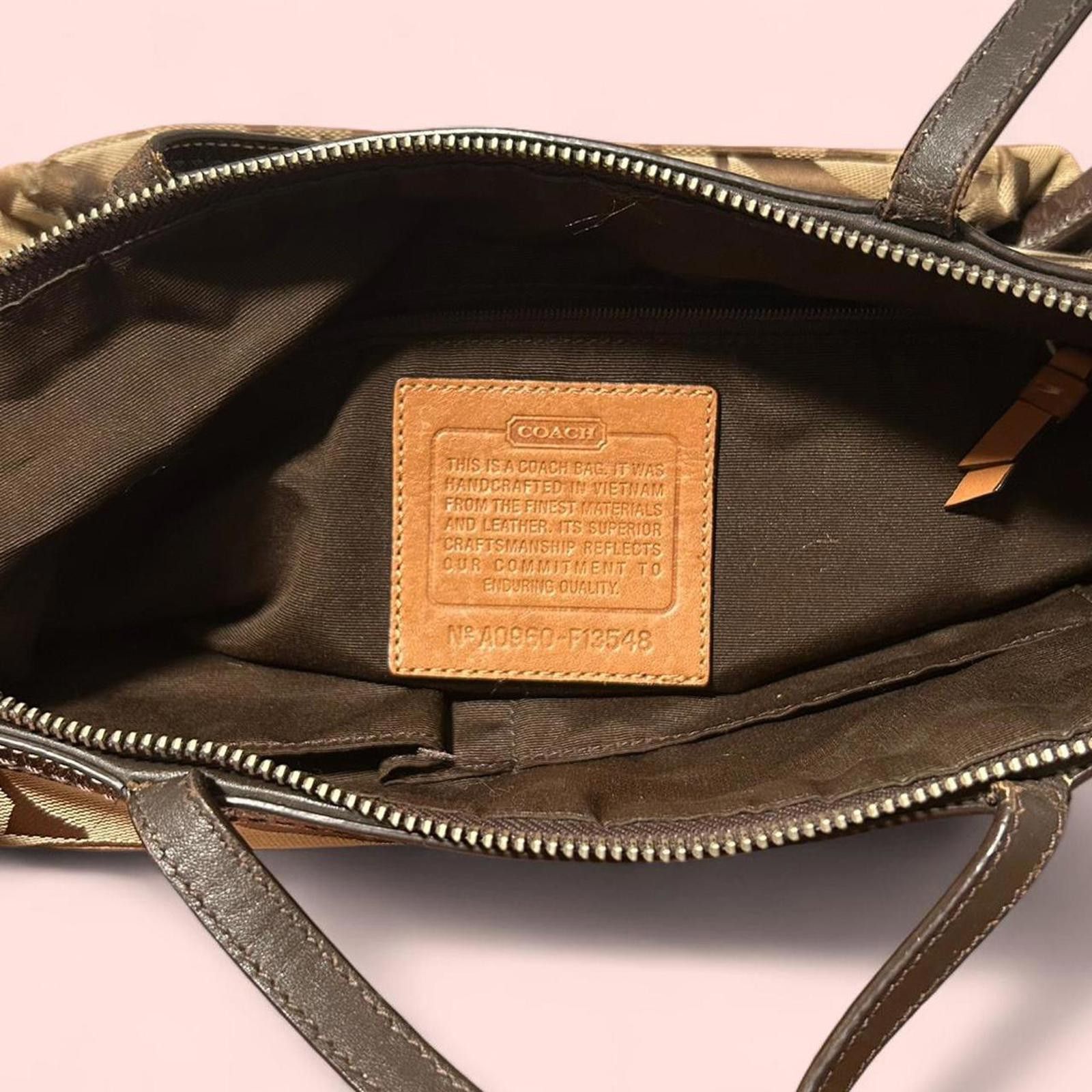 Coach VTG Coach Brown Bag Super Cute Y2K Size ONE SIZE - 3 Thumbnail