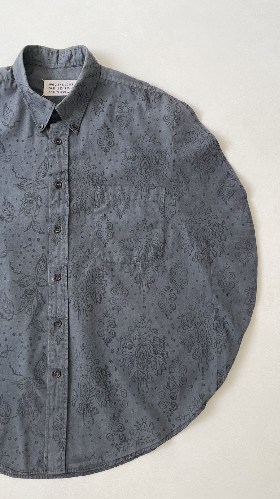 Maison Margiela S/S 02 Artisanal Line 0 Circle Shirt Size US S / EU 44-46 / 1 - 10 Thumbnail