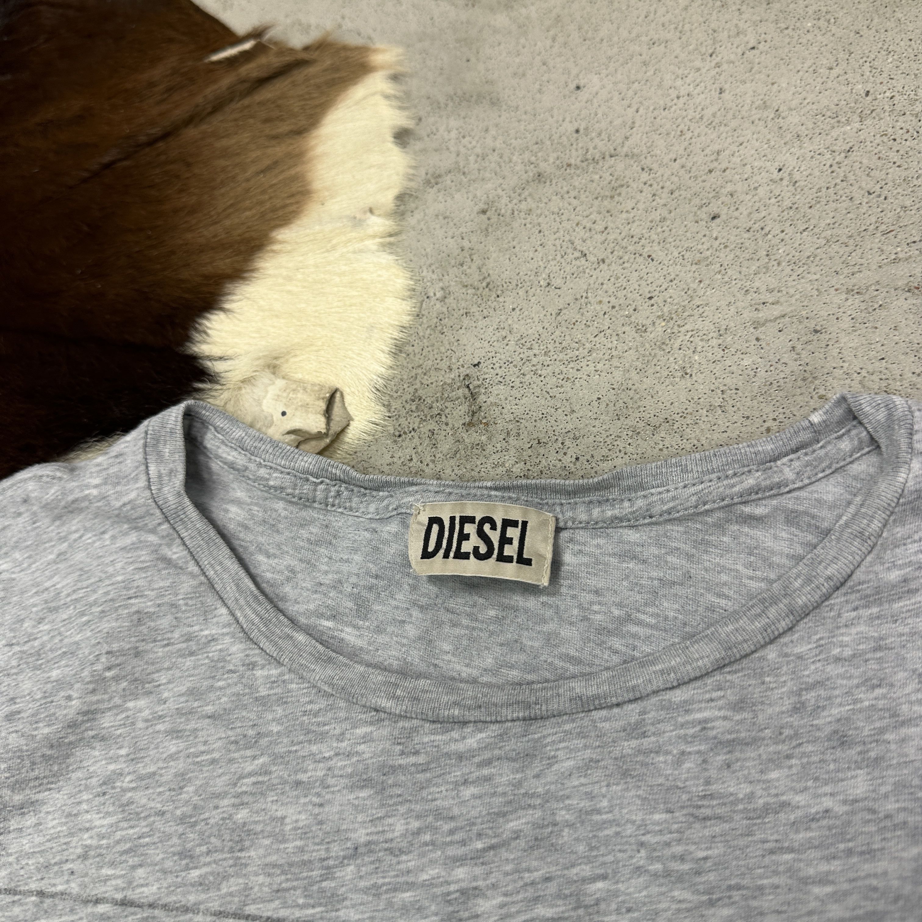 Diesel Vintage Streetwear Casual Diesel T-shirt Y2K Size US L / EU 52-54 / 3 - 4 Thumbnail