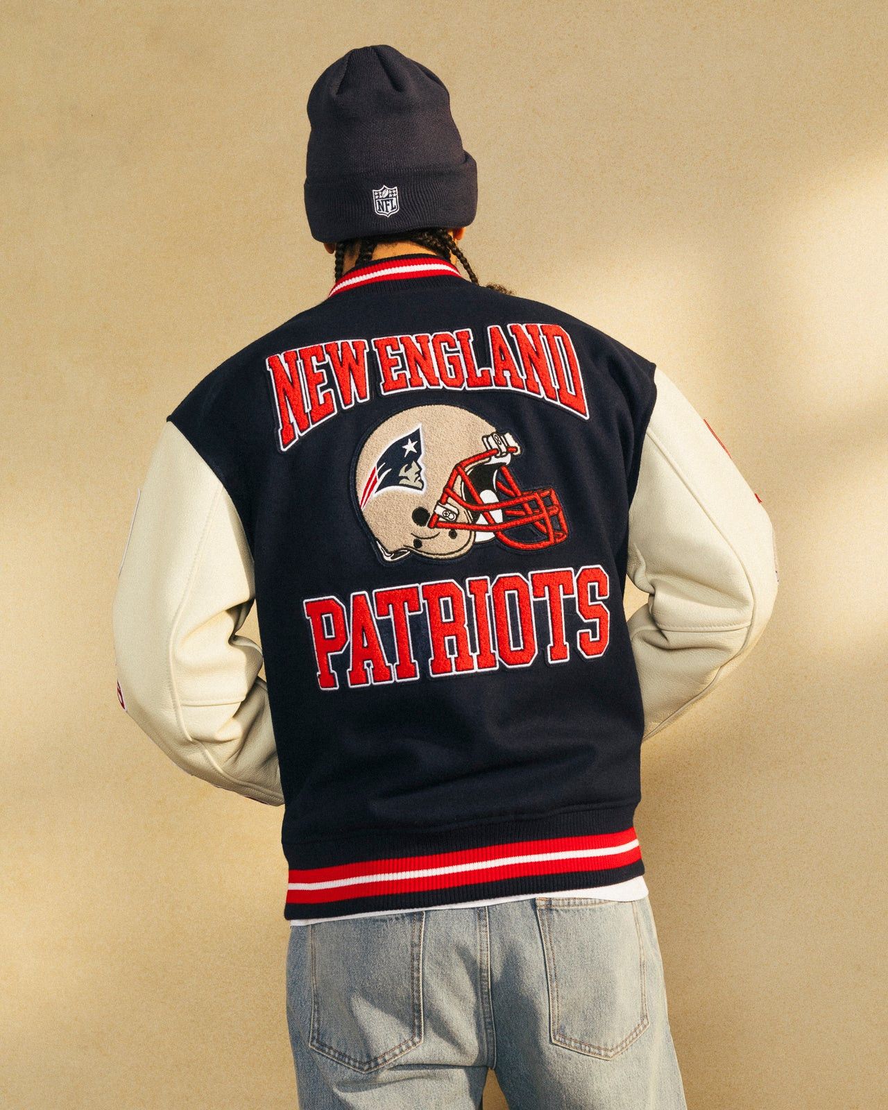 Drake OVO x NFL NEW ENGLAND PATRIOTS VARSITY JACKET Size US M / EU 48-50 / 2 - 3 Thumbnail