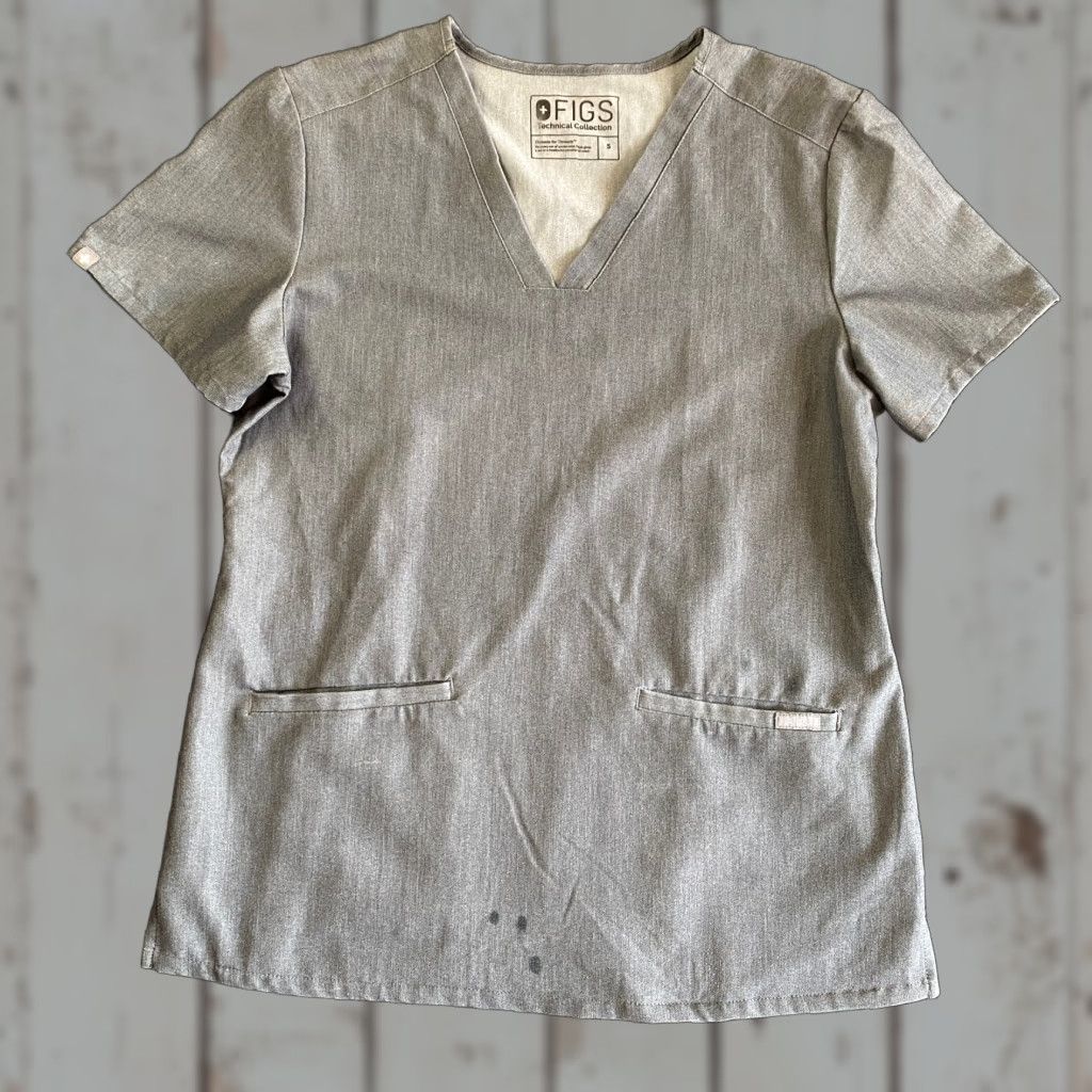 Vintage FIGS Scrub Top Shirt V Neck 2 Pocket Gray Women's S FAST SHIPPING Size S / US 4 / IT 40 - 1 Thumbnail