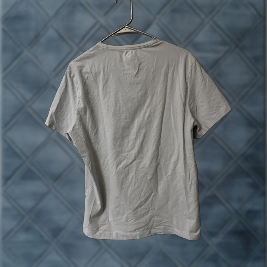 H&M H&M Mens Slim-Fit Crew Neck T-Shirt Short Sleeve Size Large Gray Mens Size L Regular Size US L / EU 52-54 / 3 - 1 Thumbnail