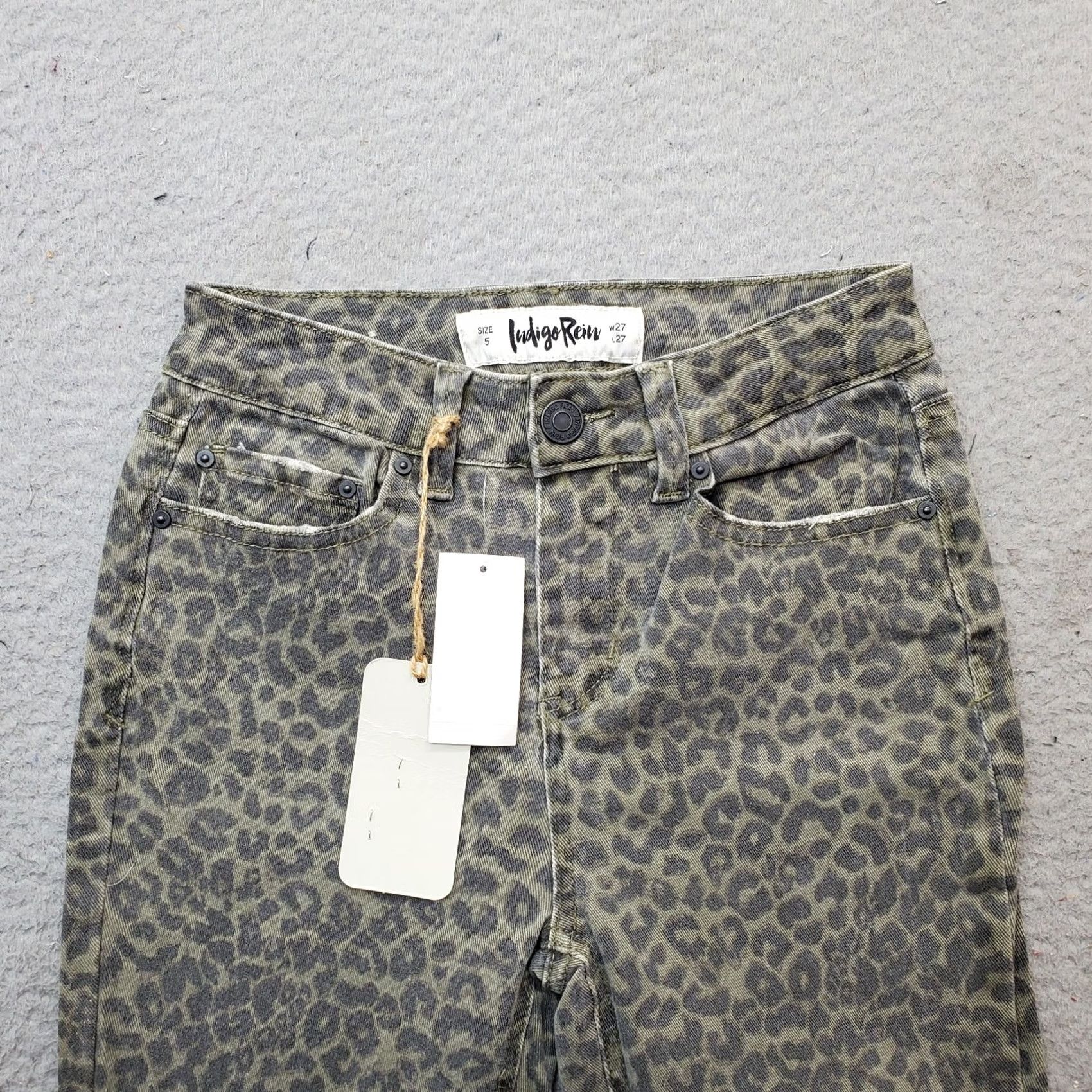 Denime Indigo Rein Women Size 5 Multicolor Denim Leopard Print Mid Rise Skinny Jeans Size 27" / US 4 / IT 40 - 6 Thumbnail