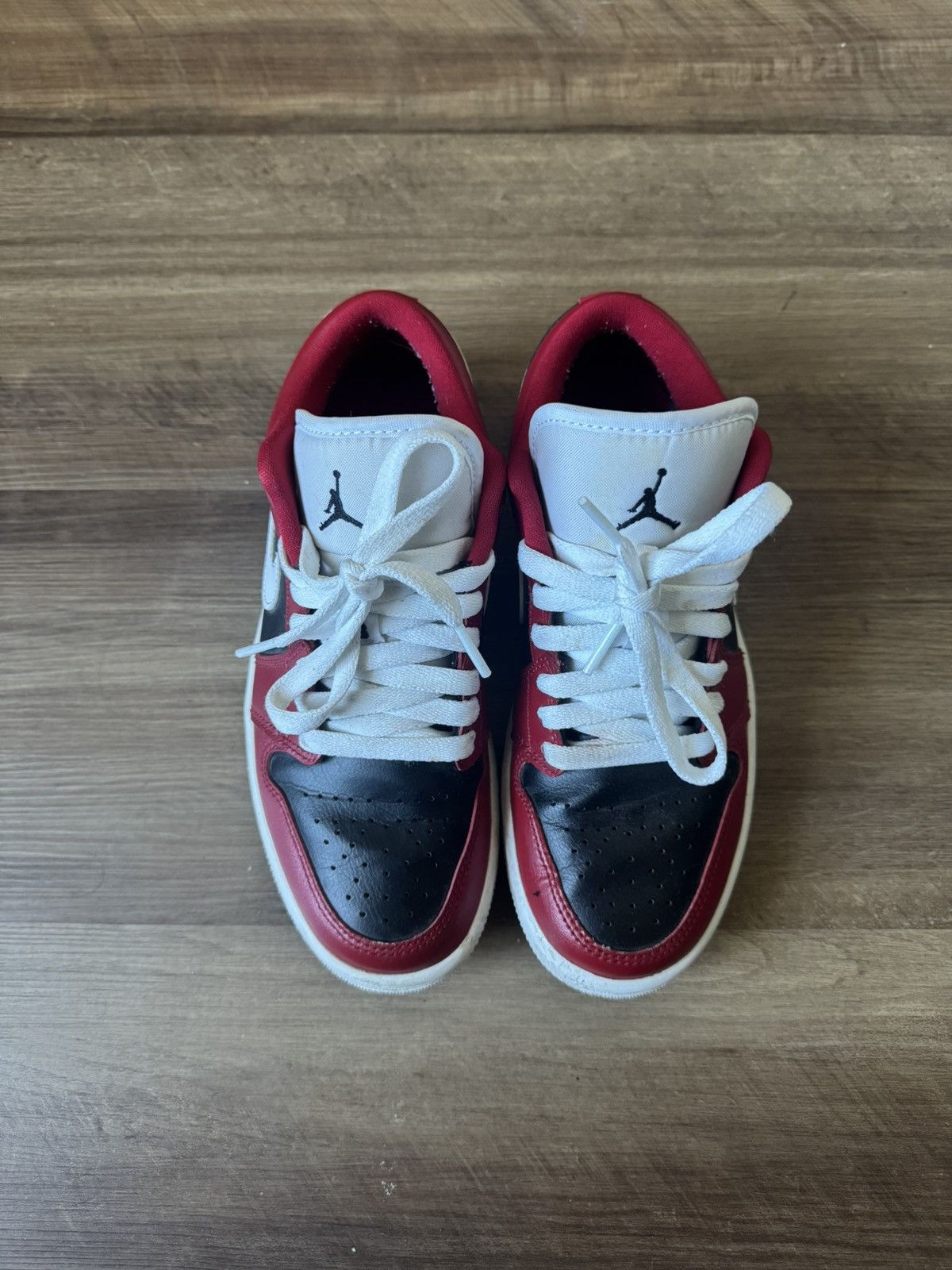 Jordan Brand × Nike Jordan 1 Low Wmns Chicago Flip Size US 6 / IT 36 - 3 Thumbnail