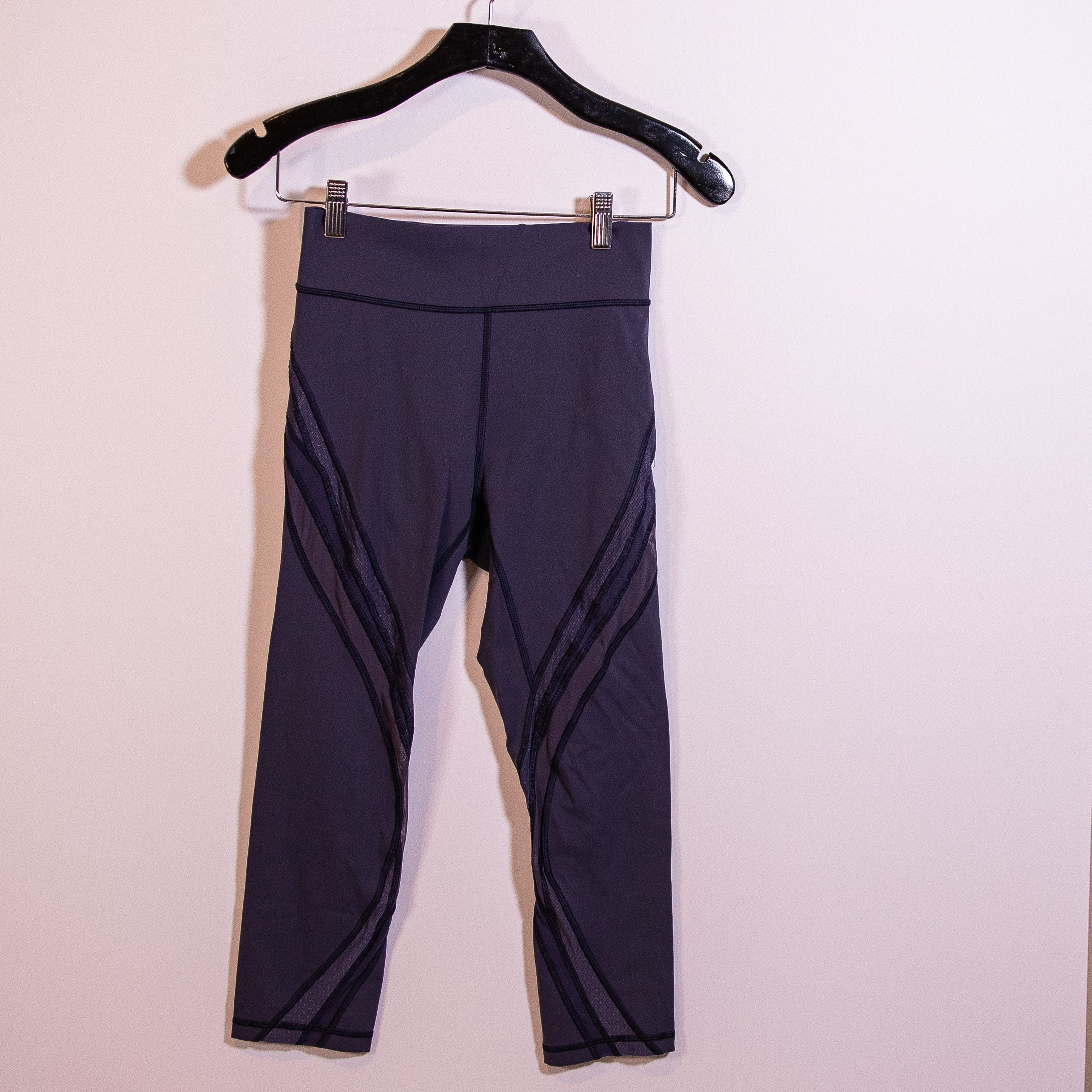 Lululemon Lululemon Never Still Crop 21" Inseam Size 28" / US 6 / IT 42 - 1 Thumbnail