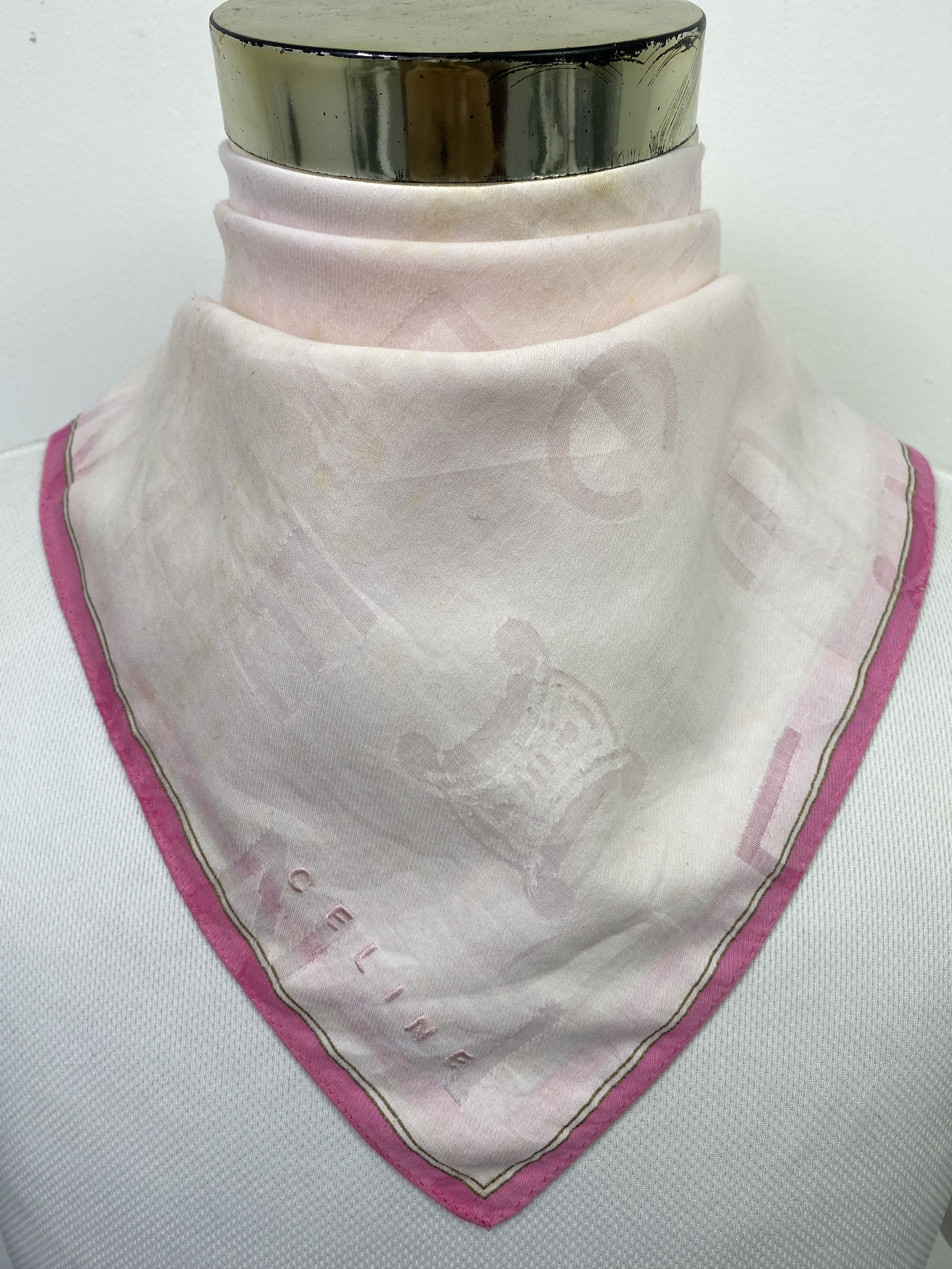 Celine Vintage Celine Handkerchief / Neckerchief KT0056 Size ONE SIZE - 1 Thumbnail