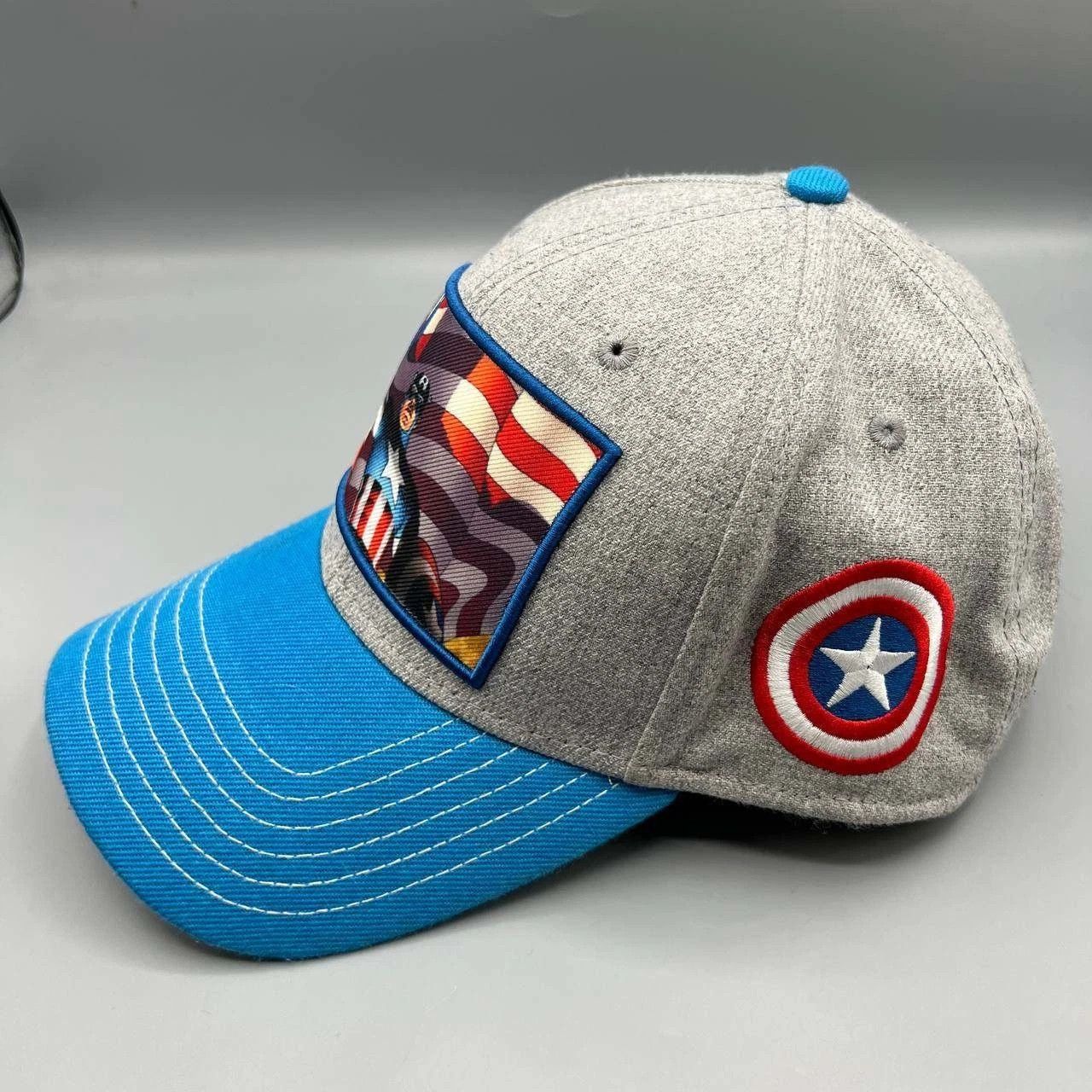 Marvel Comics Captain America Flag Hat Men Gray Blue Marvel Snap Back Cap Size ONE SIZE - 6 Thumbnail