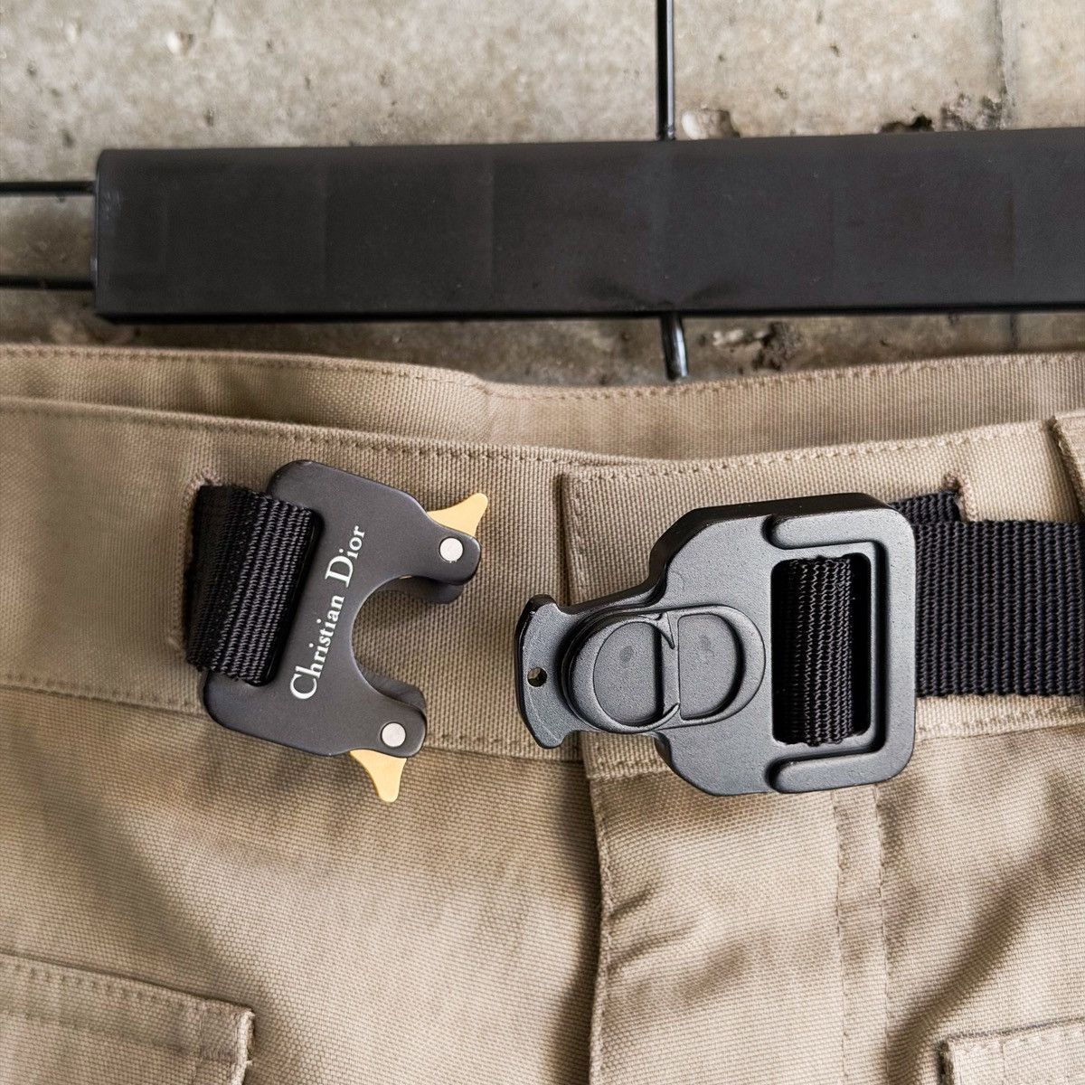 Alyx × Dior RollerCoaster Buckle Belted Saddle Pocket Cargo Pants Size US 34 / EU 50 - 6 Thumbnail