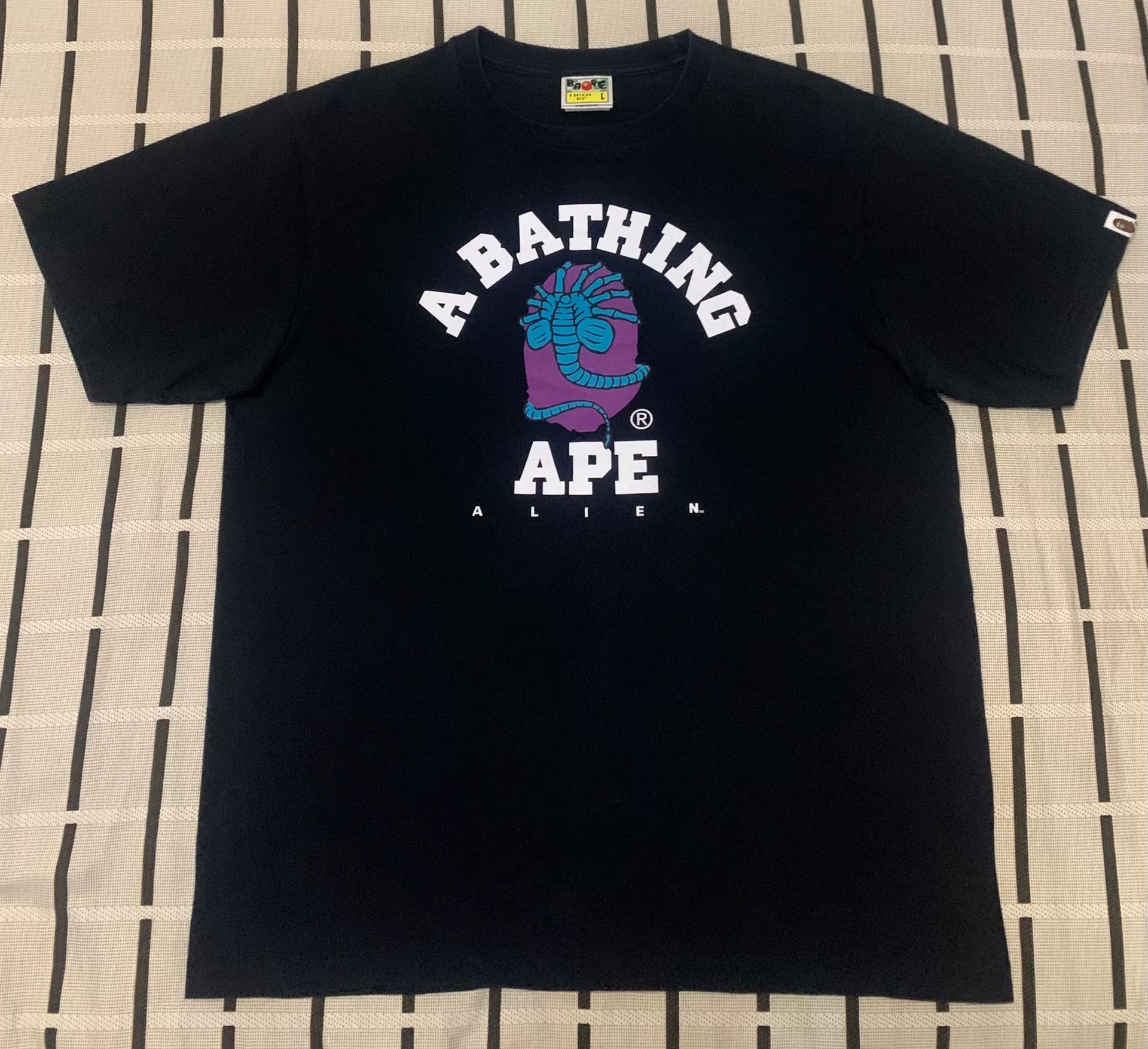 Bape Bape Collab Printed T-Shirt L Men Size US L / EU 52-54 / 3 - 1 Thumbnail
