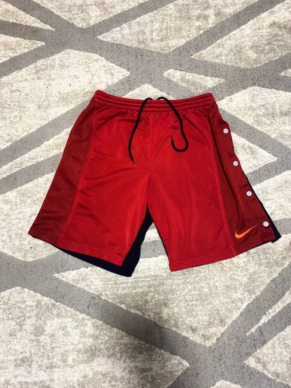 Nike Nike vintage 90-s shorts Size US 32 / EU 48 - 1 Thumbnail