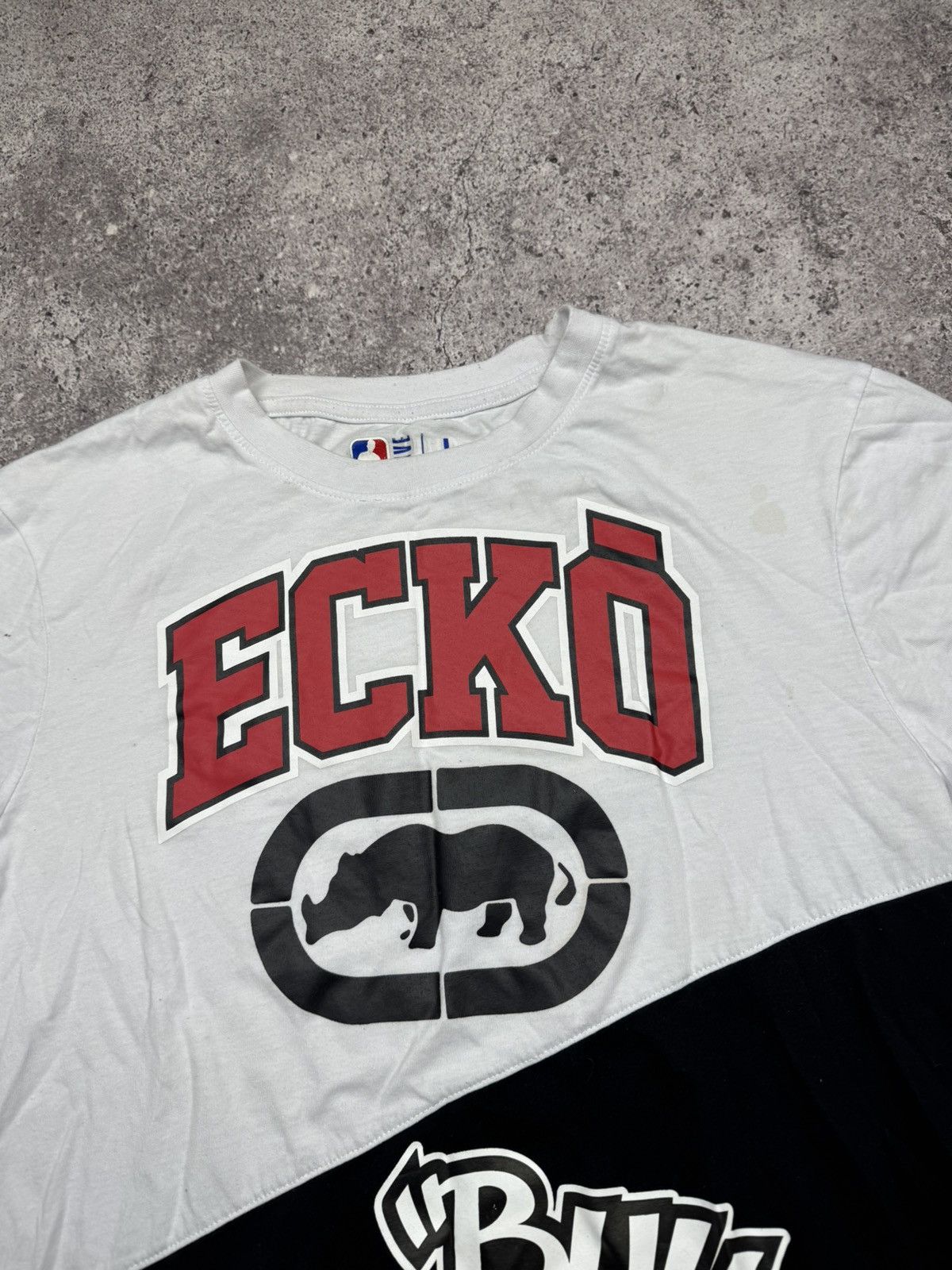 Ecko Unltd. Vintage Ecko Untld Y2K Chicago Bulls Over Printed Shirt NBA Size US L / EU 52-54 / 3 - 4 Thumbnail