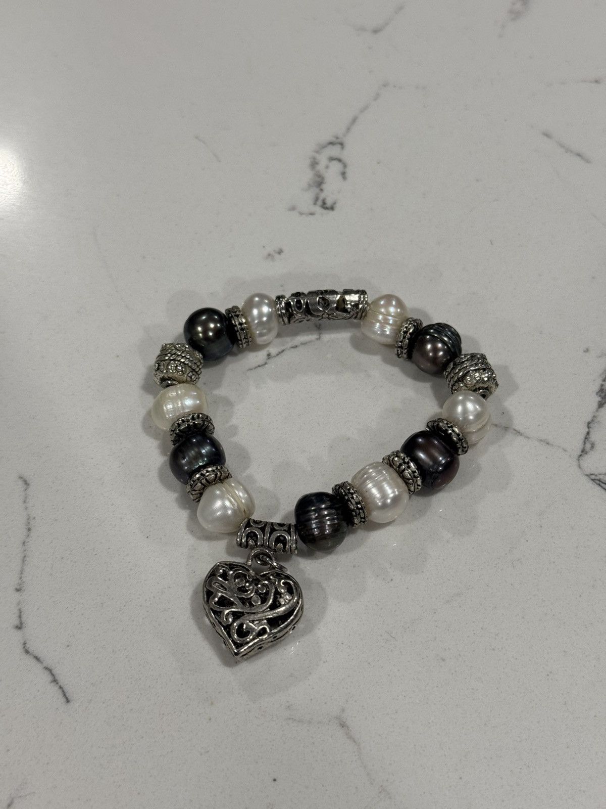 Jewelry Freshwater Pearl Bracelet Charm Black & White Pearls Size ONE SIZE - 3 Thumbnail