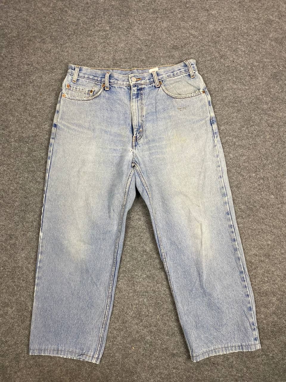 Levi's vintage levis 550 lightwash distressed baggy denim Size US 35 - 8 Thumbnail