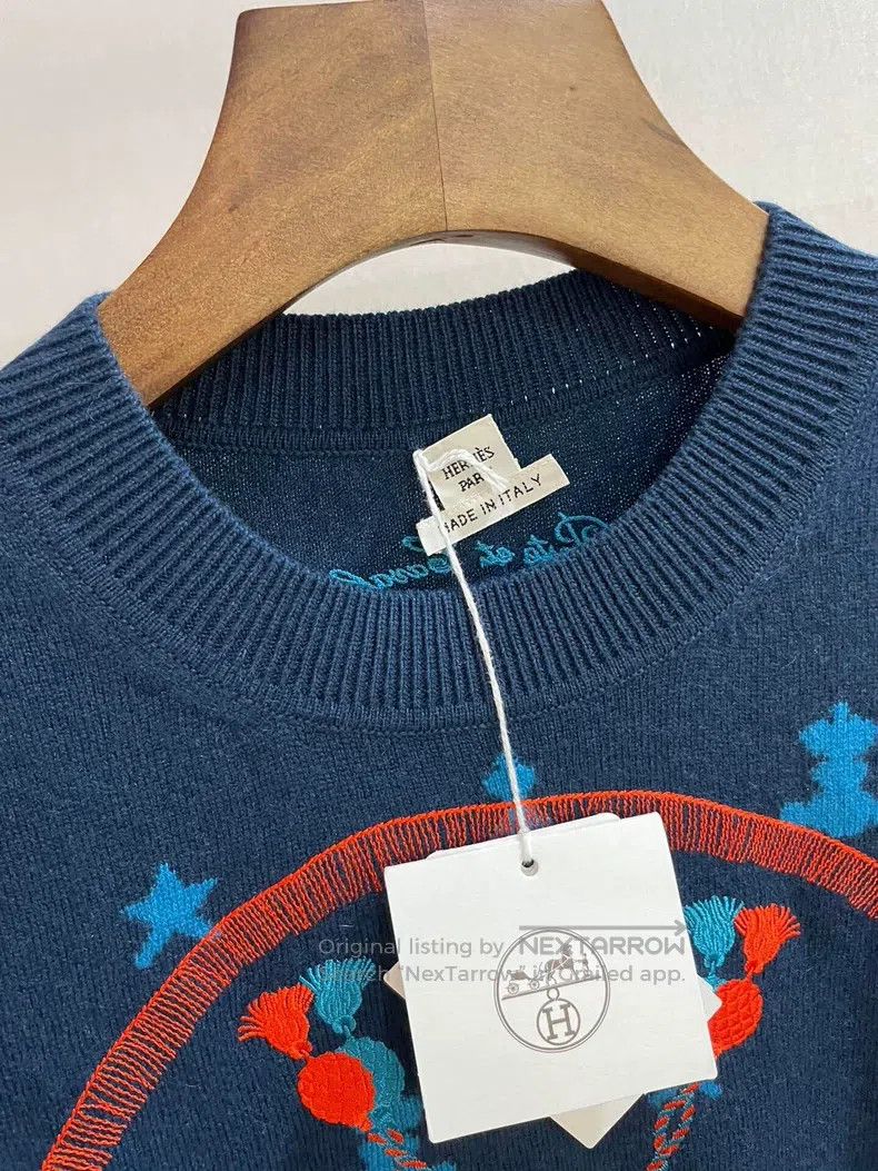 Hermes Hermes Embroidered Cashmere Sweater Size XS / US 0-2 / IT 36-38 - 2 Thumbnail