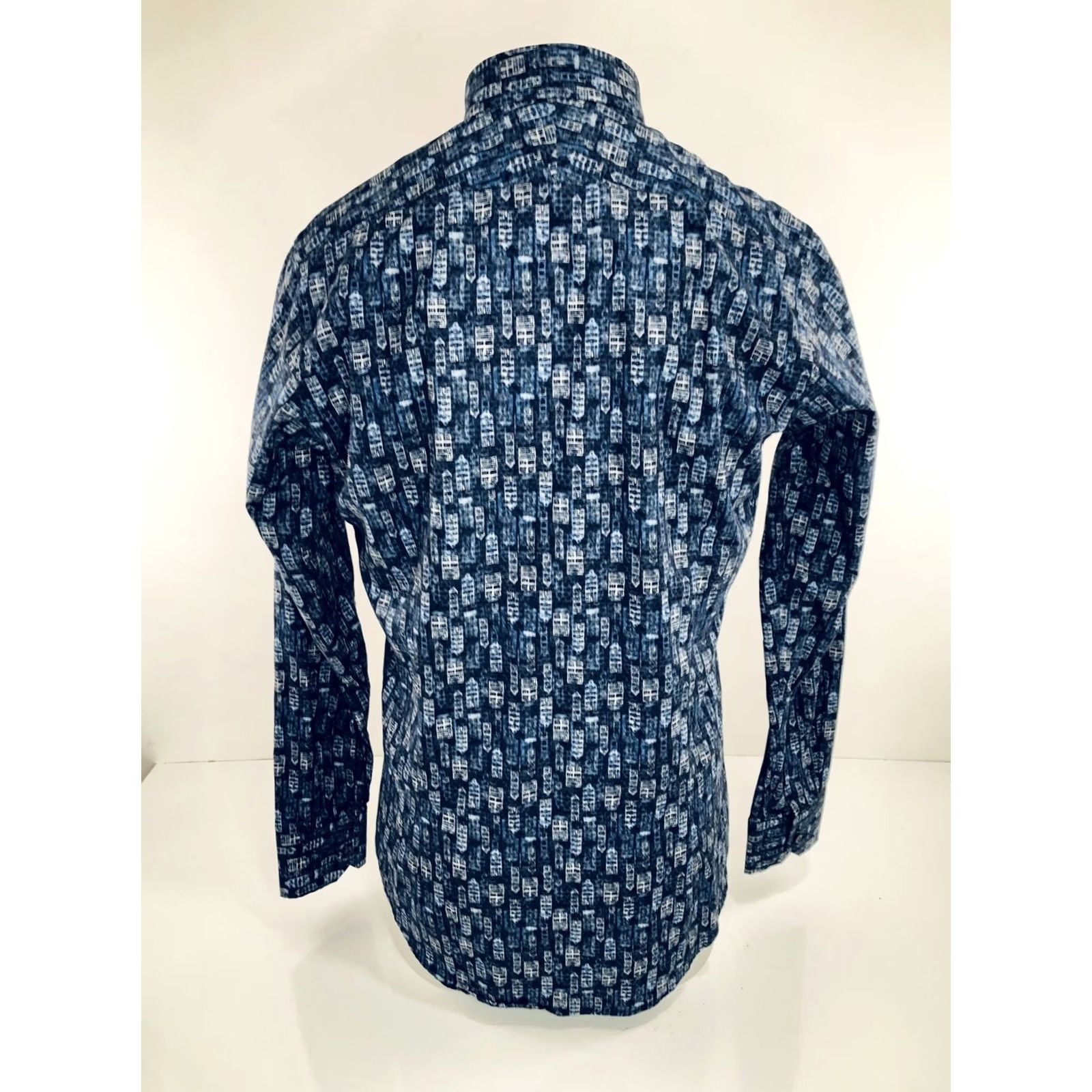 Simon Carter Simon Carter / London - Buildings All Over Slim Fit Shirt 15 / 38 Blue White Button-Up Mens Long Sleeve 100% J14 EXC Size US M / EU 48-50 / 2 - 4 Thumbnail