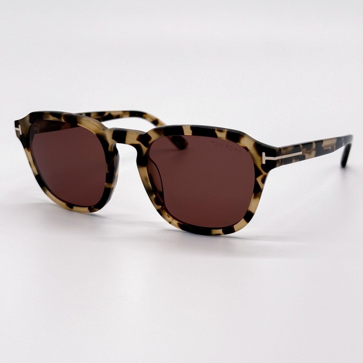Tom Ford NEW TOM FORD AVERY TF931 56S WOMEN SUNGLASSES FT0931/S BROWN Size ONE SIZE - 2 Thumbnail