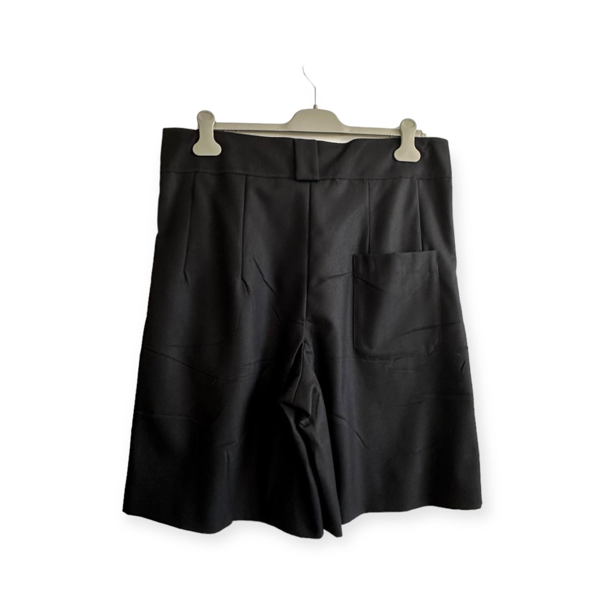 Miu Miu Miu Miu FW2006 Black Wool Culottes Skirt Shorts IT46 Runway Size 32" / US 10 / IT 46 - 2 Thumbnail