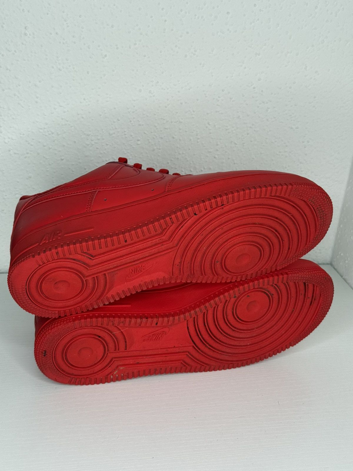 Nike Nike Air Force 1 Low Triple Red Size US 11 / EU 44 - 4 Thumbnail