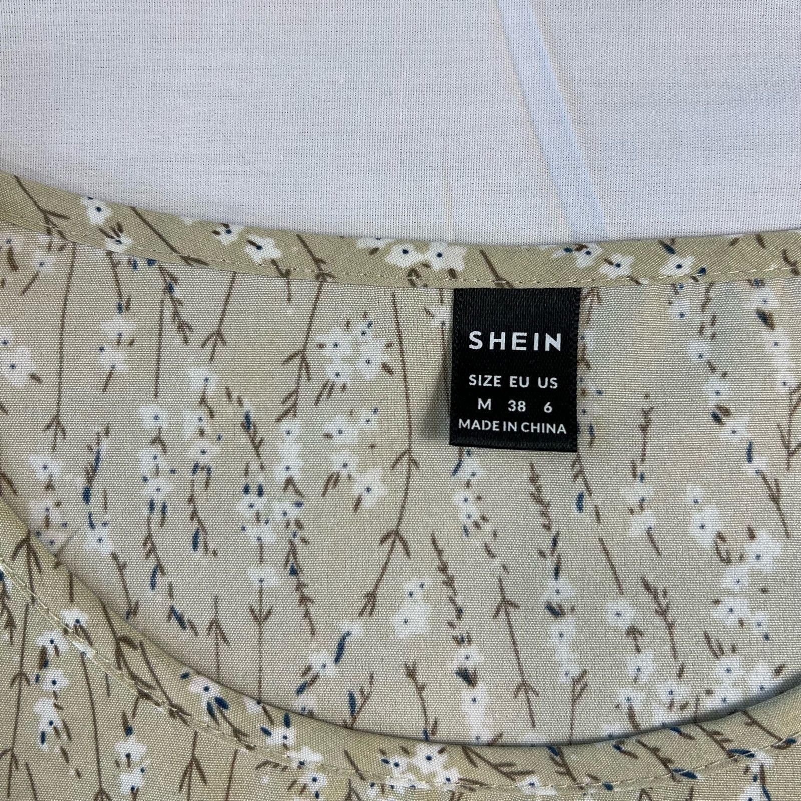 Shein Women's Medium Tan Floral Modest Blouse by Shein Neutral Size M / US 6-8 / IT 42-44 - 3 Thumbnail