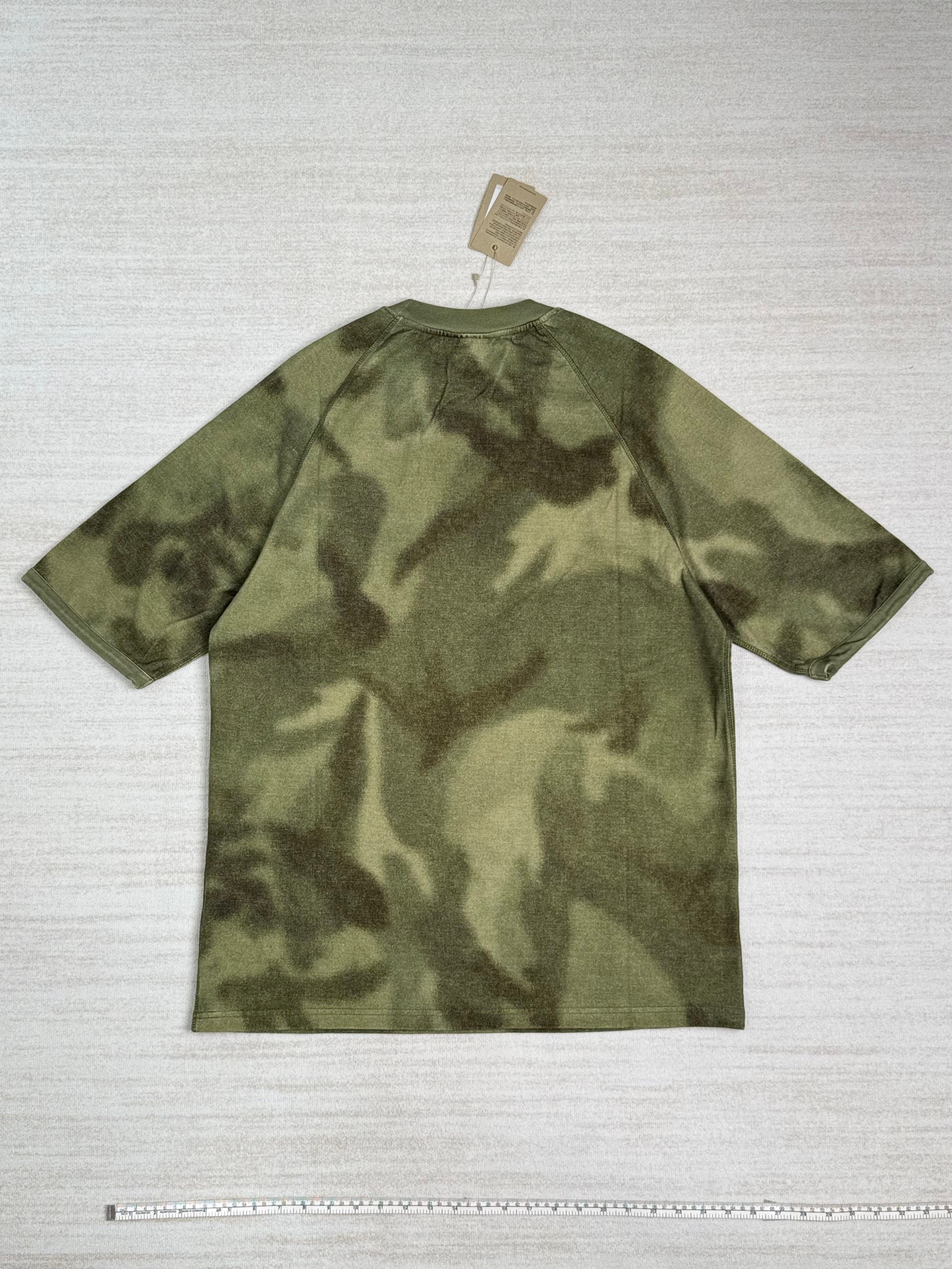 Yeezy New with Tag* Yeezy Season 3 Heavyweight Camo Tee 2016 Size US S / EU 44-46 / 1 - 4 Thumbnail
