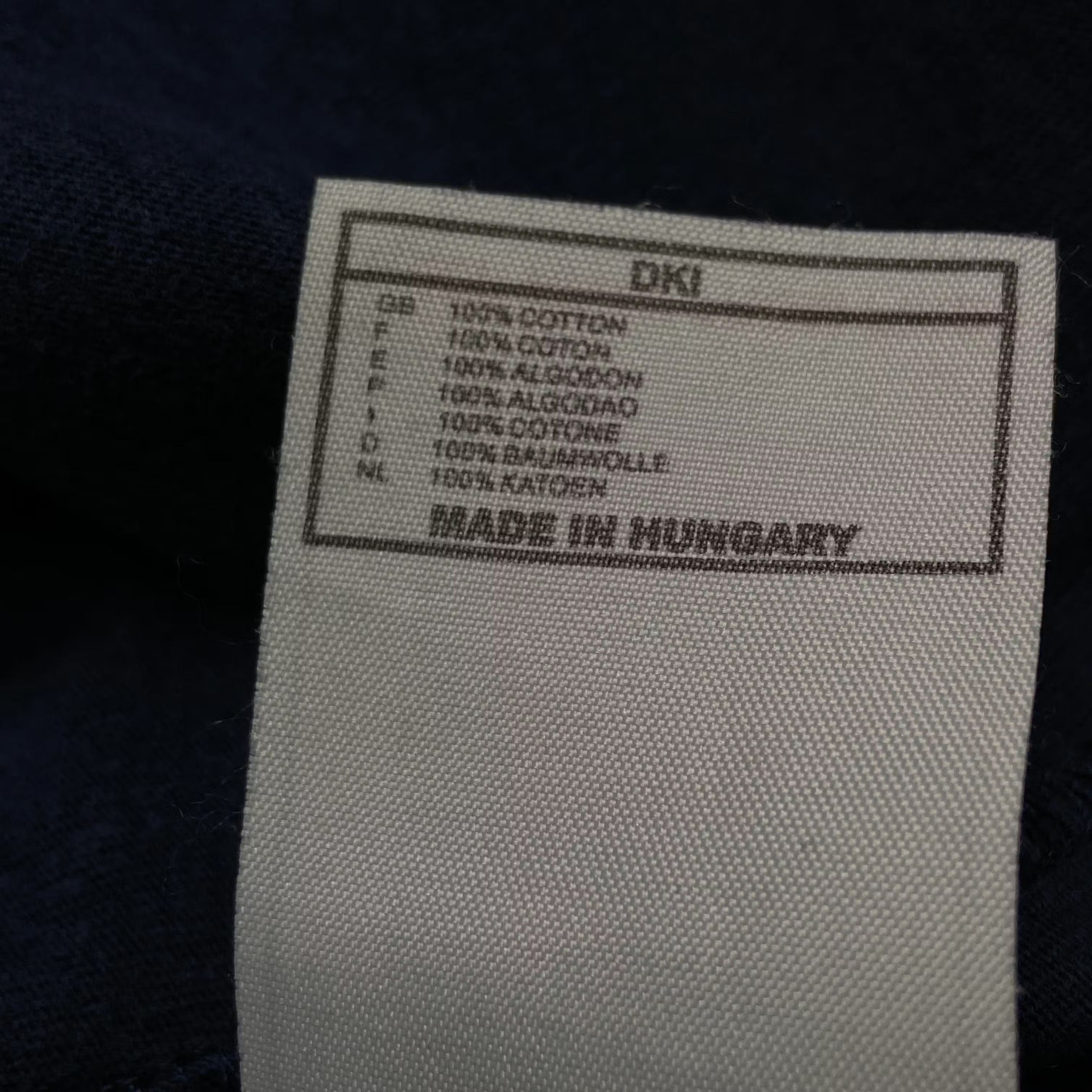 Nike × Vintage Mens Vintage T Shirt Nike Size L V Neck Size US L / EU 52-54 / 3 - 8 Thumbnail