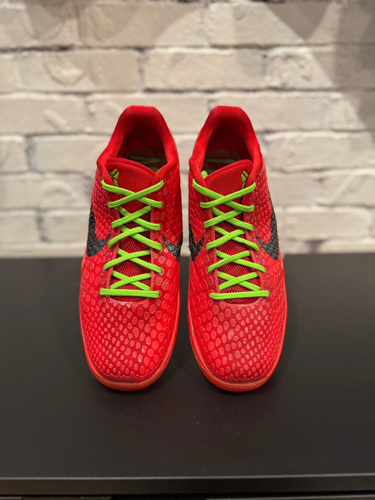 Nike Kobe 6 ‘Reverse Grinch’ size 7y PO NB Size US 7 / EU 40 - 2 Thumbnail