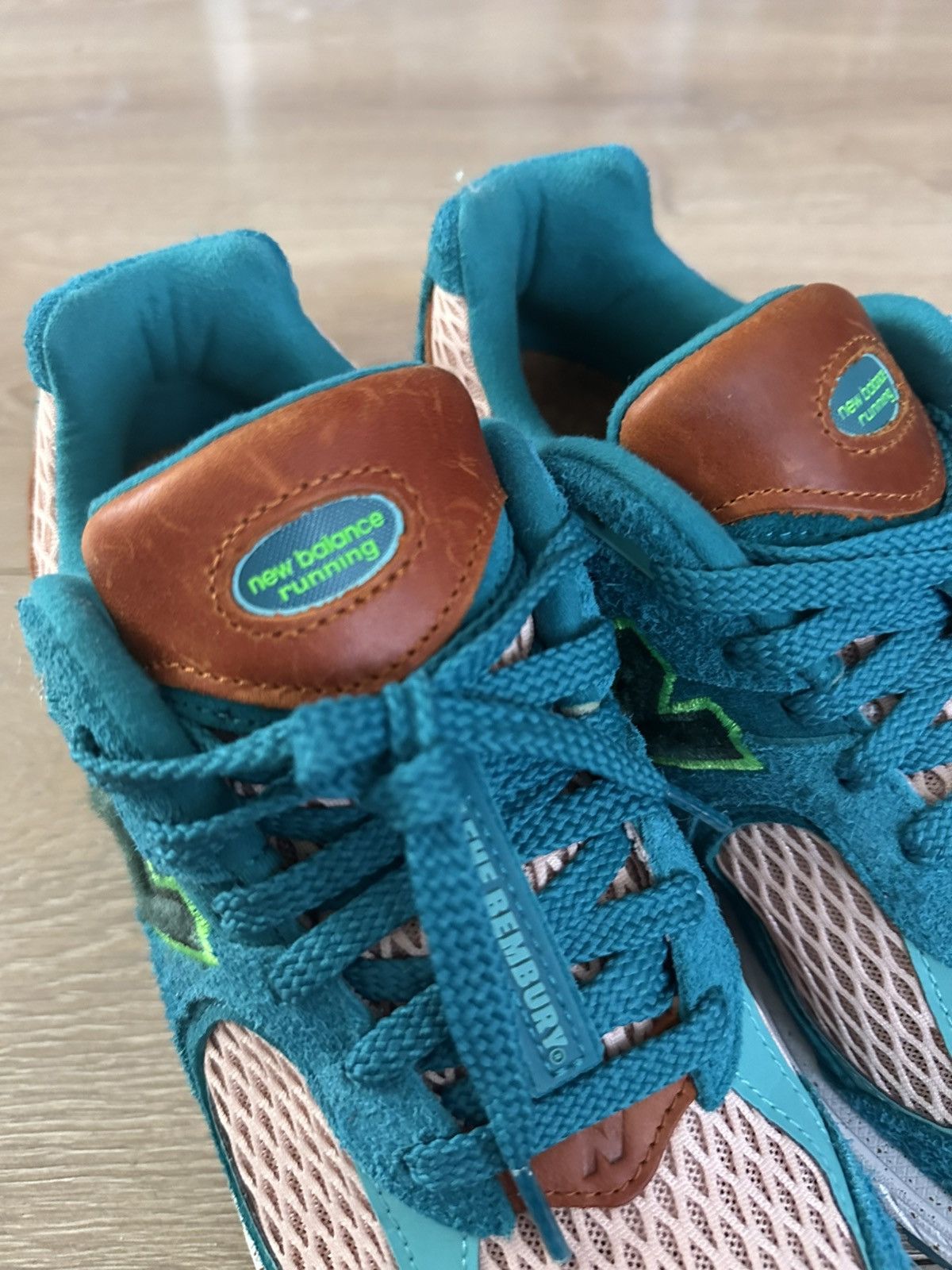 New Balance × Salehe Bembury New Balance x Salehe Bembury “Water Be The Guide” Size US 9 / EU 42 - 6 Thumbnail