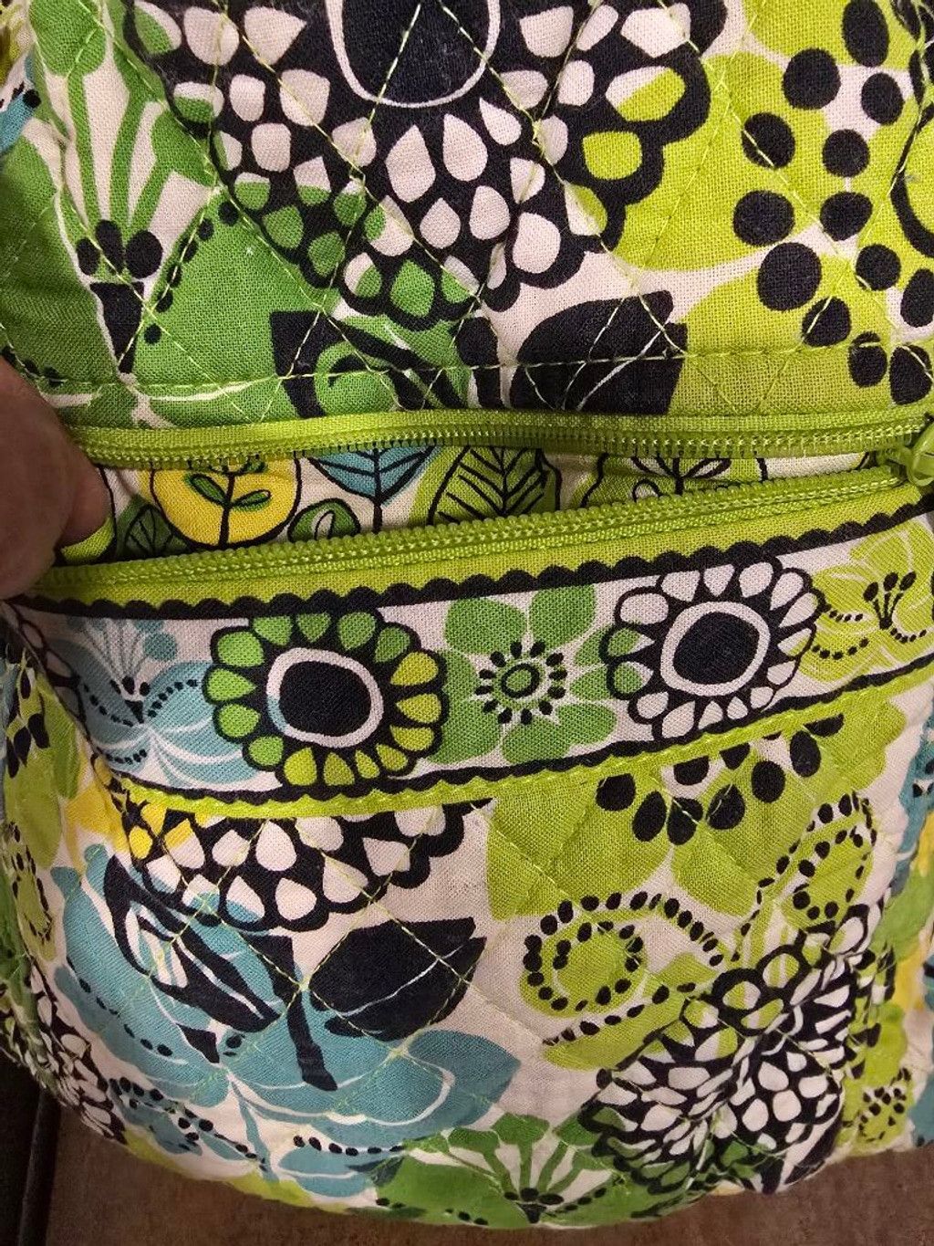Vera Bradley Women's Vera Bradley Drawstring Green Blue Floral Quilted Ba Size ONE SIZE - 2 Thumbnail