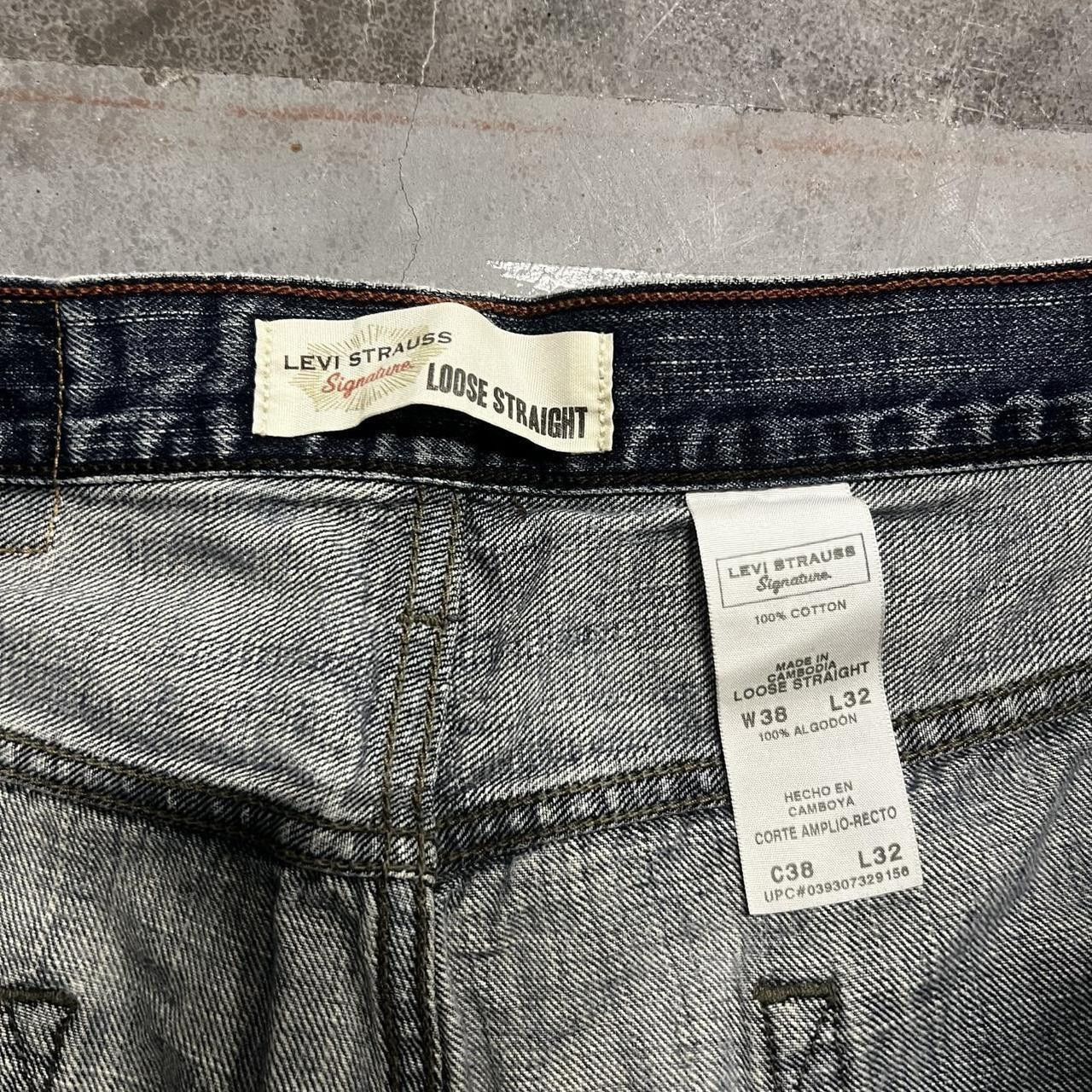 Vintage Crazy Vintage Y2K/2000s Super Baggy Wide Leg Loose Levis Medium Wash Denim Jeans! Size US 38 / EU 54 - 7 Thumbnail