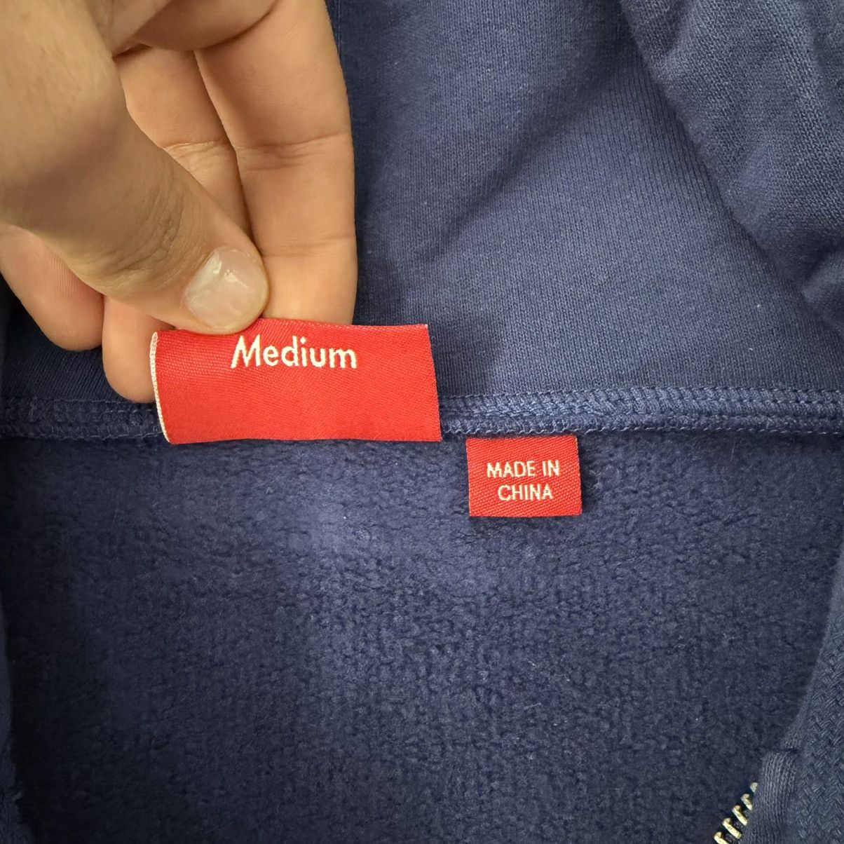 Supreme Supreme ss22 washed navy rhinestone zip up Size US M / EU 48-50 / 2 - 5 Thumbnail