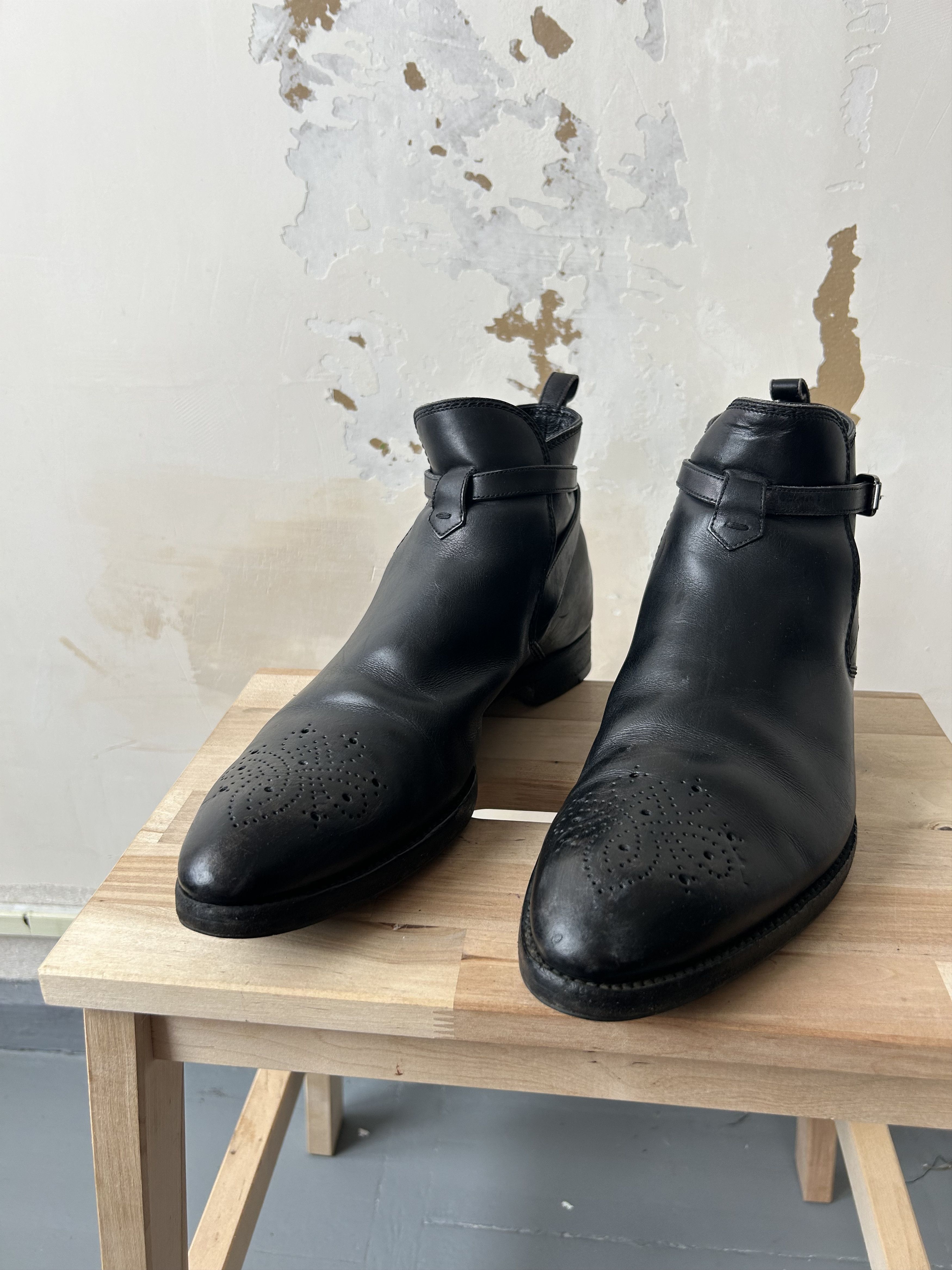Louis Vuitton Louis Vuitton leather Ankle Boots Size US 9.5 / EU 42-43 - 2 Thumbnail