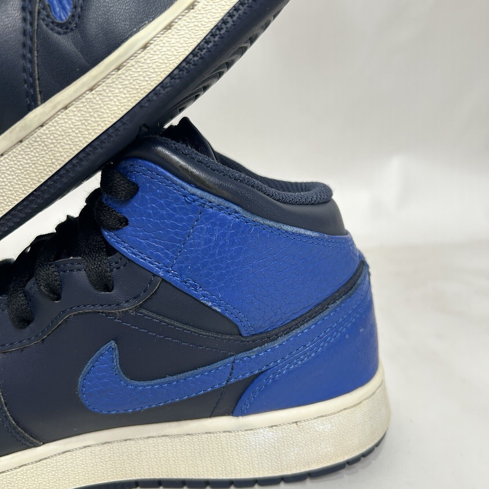 Nike Nike Air Jordan 1 Mid Retro GS “Obsidian Royal” 2024 Size US 7.5 / IT 37.5 - 10 Thumbnail