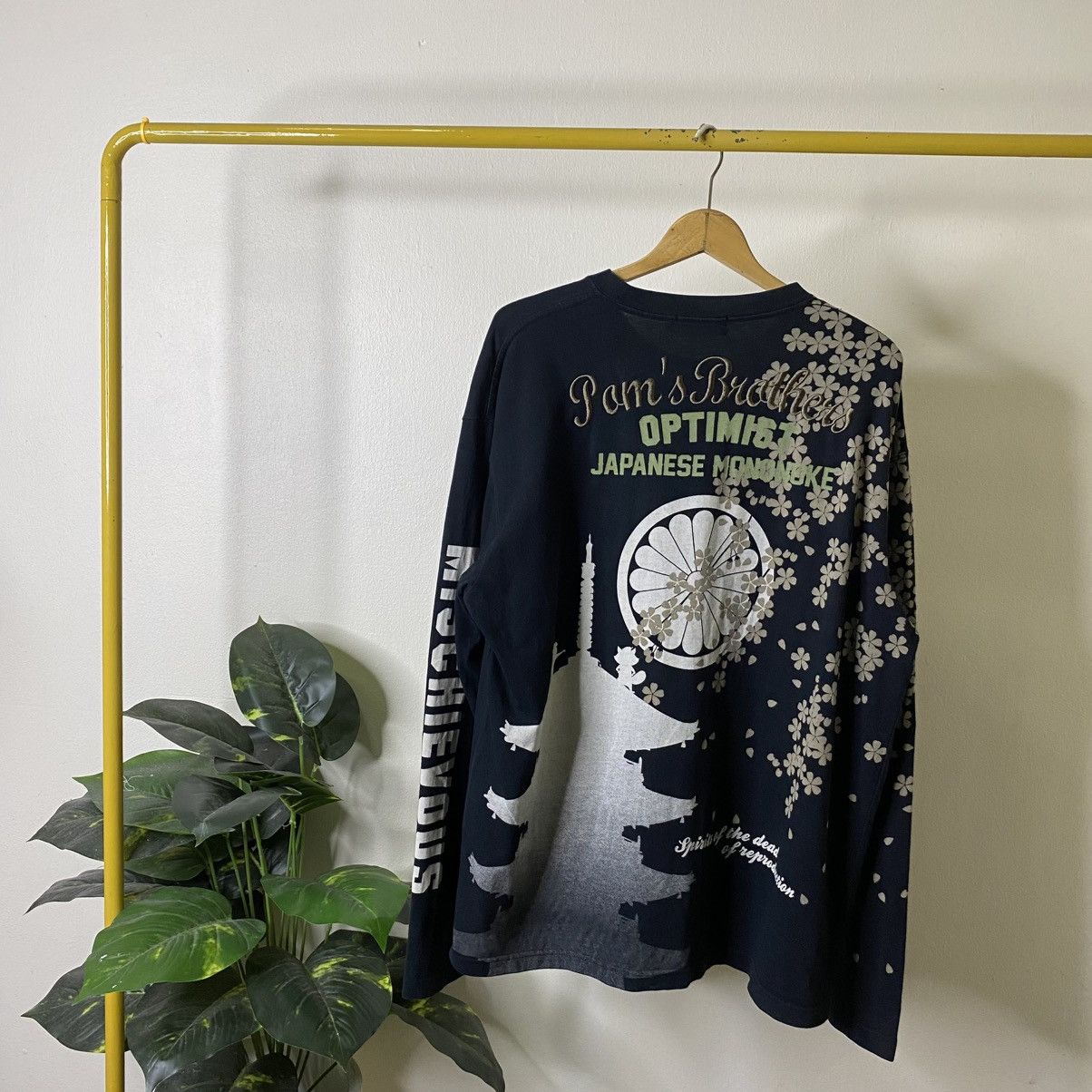 Japanese Brand Karakuri Tamashii Japanese Mononoke Ed Hardy Style LS Tshirt Size US XL / EU 56 / 4 - 1 Thumbnail