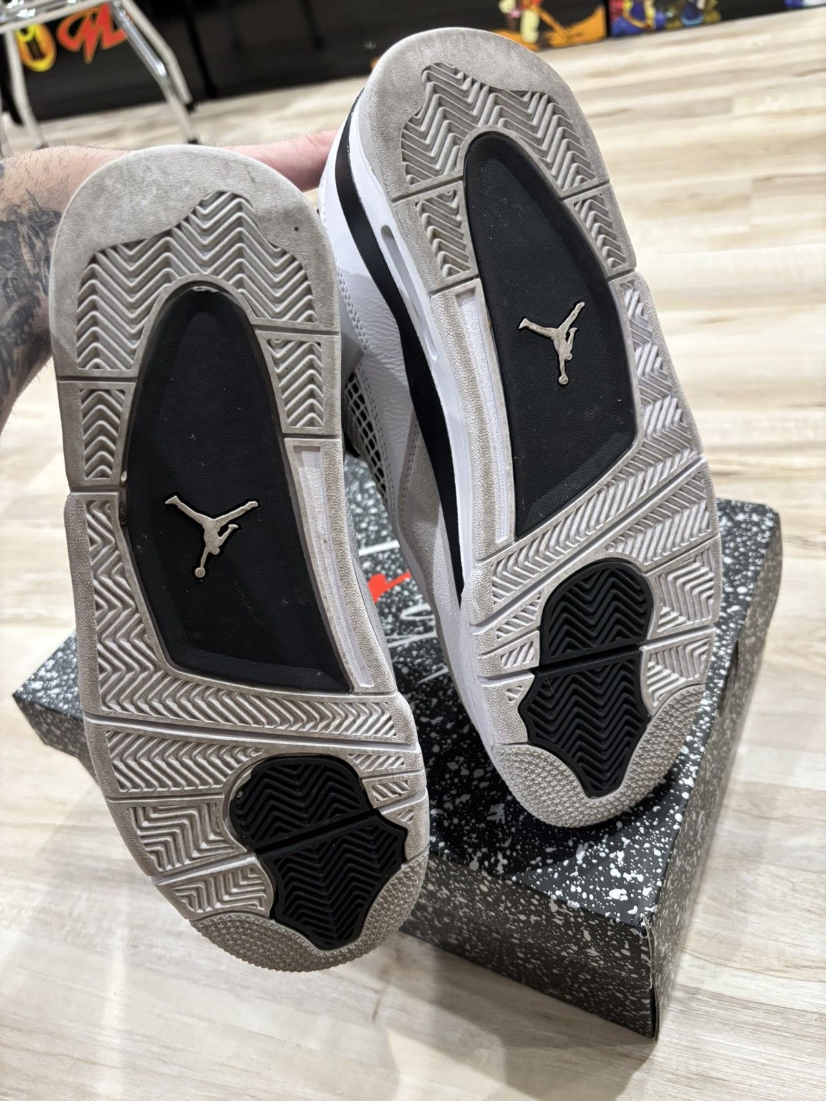 Jordan Brand Jordan 4 military black Size US 8.5 / EU 41-42 - 6 Thumbnail