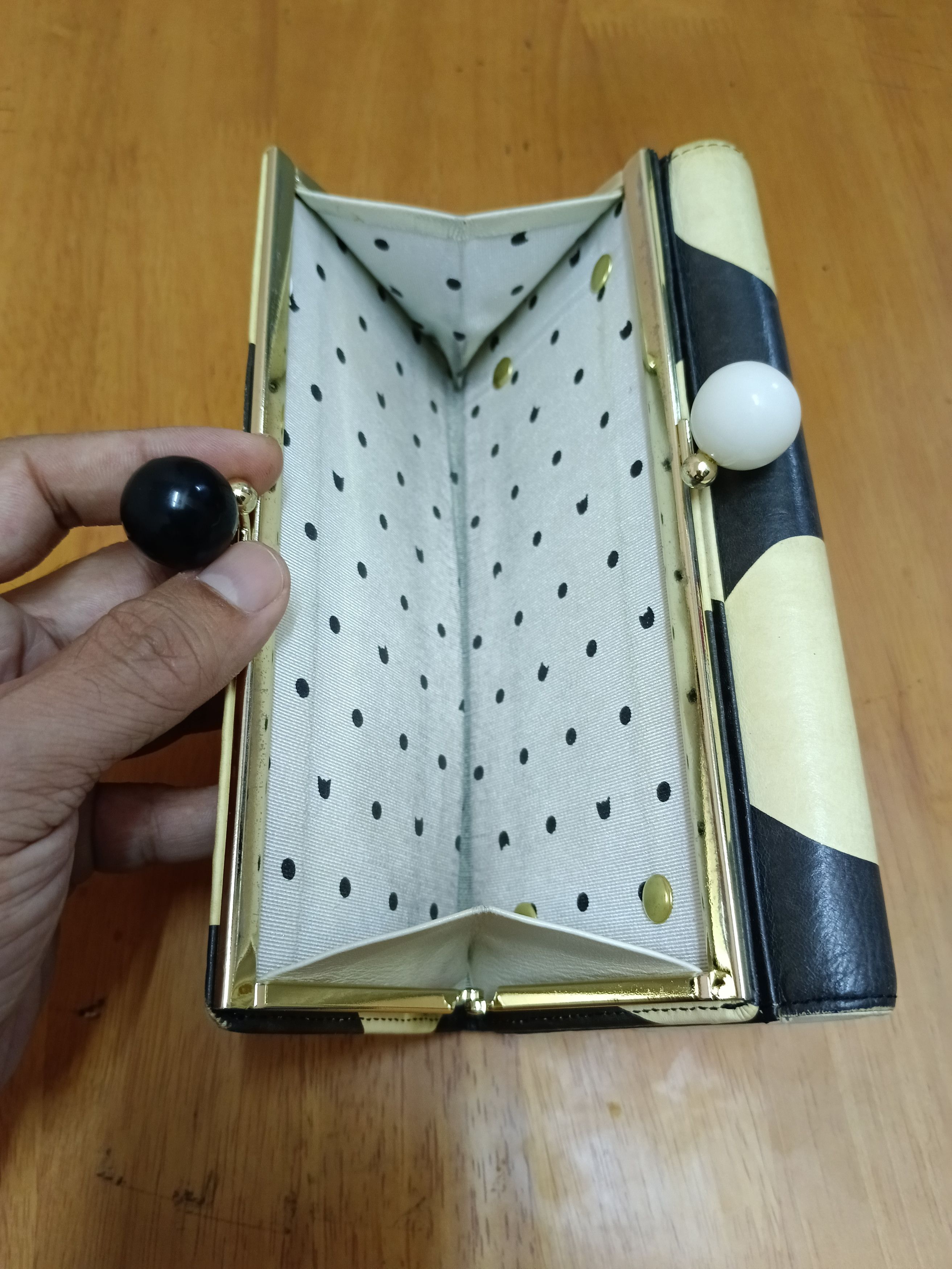Issey Miyake × Leather × Tsumori Chisato ISSEY MIYAKE TSUMORI POLKADOTS LEATHER LONG WALLET Size ONE SIZE - 6 Thumbnail