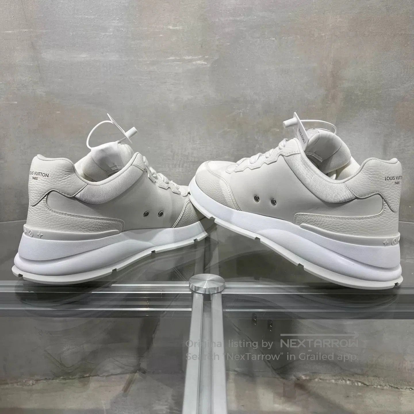 Louis Vuitton White Low-Top Sneakers Size 8. Size US 8 / EU 41 - 5 Thumbnail