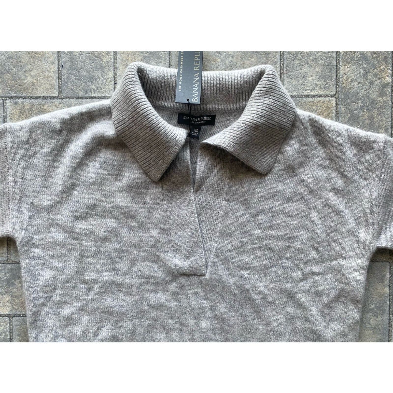 Banana Republic VINTAGE Banana Republic WOMENS XS 100% Cashmere Polo Sweater Light Grey NWT 00 Size XS / US 0-2 / IT 36-38 - 4 Thumbnail