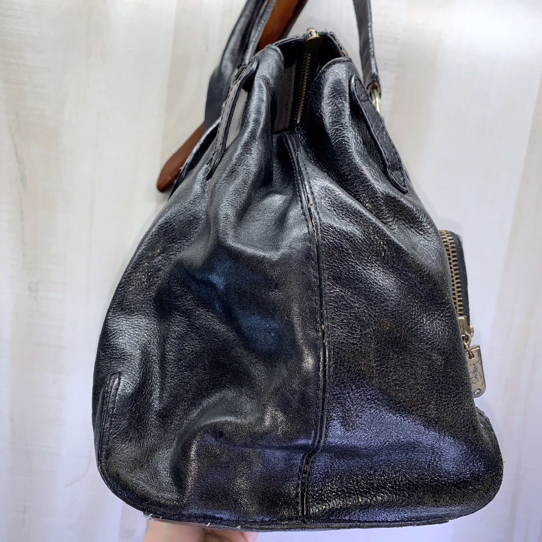 Cole Haan VINTAGE Cole Haan Distressed Black Leather Large Shoulder Handbag 1990s Size ONE SIZE - 4 Thumbnail