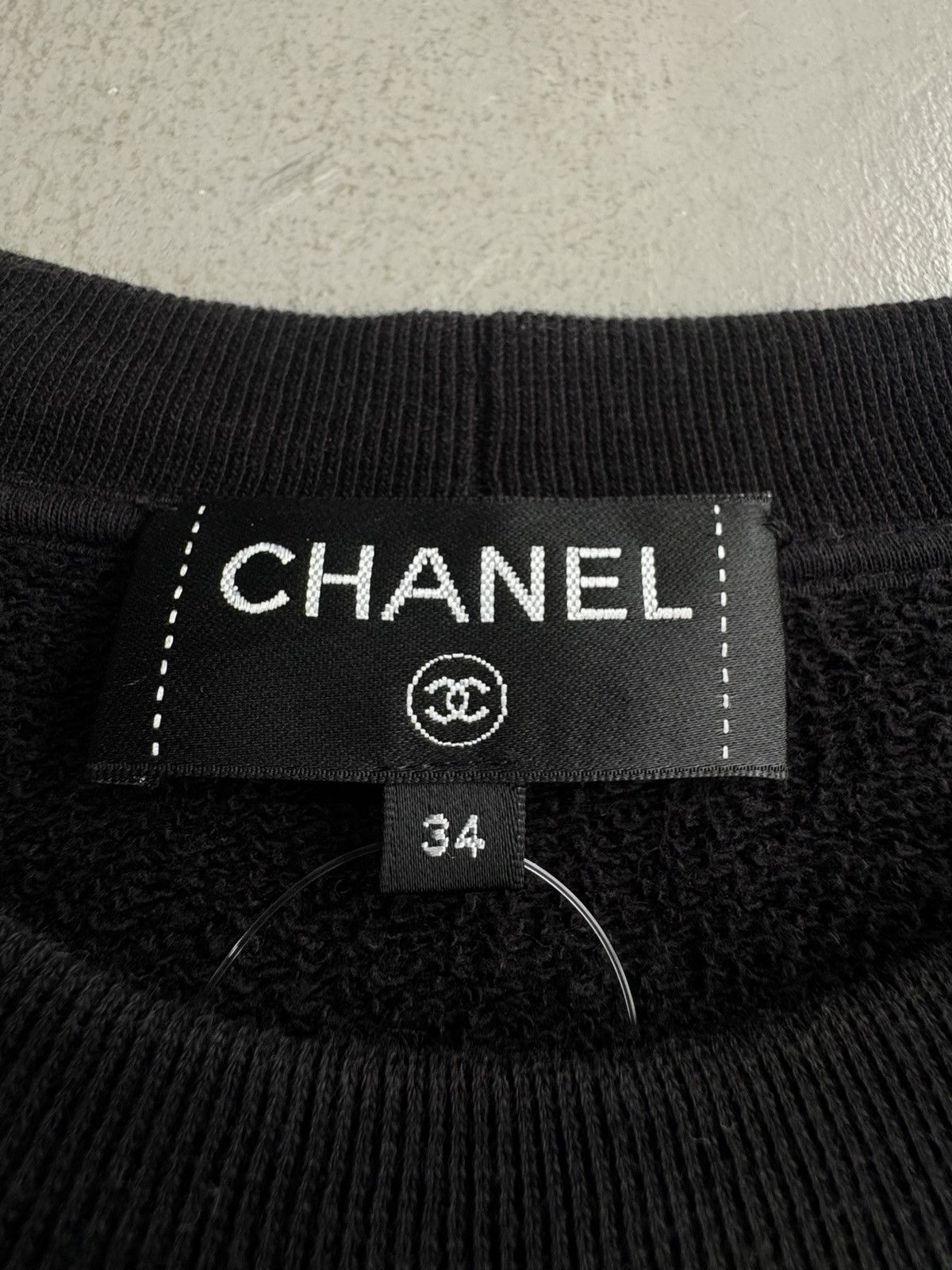 Chanel F/W 2017 - Chanel Runway Astronaut Crewneck Size XXS / US 00 / IT 34 - 10 Thumbnail