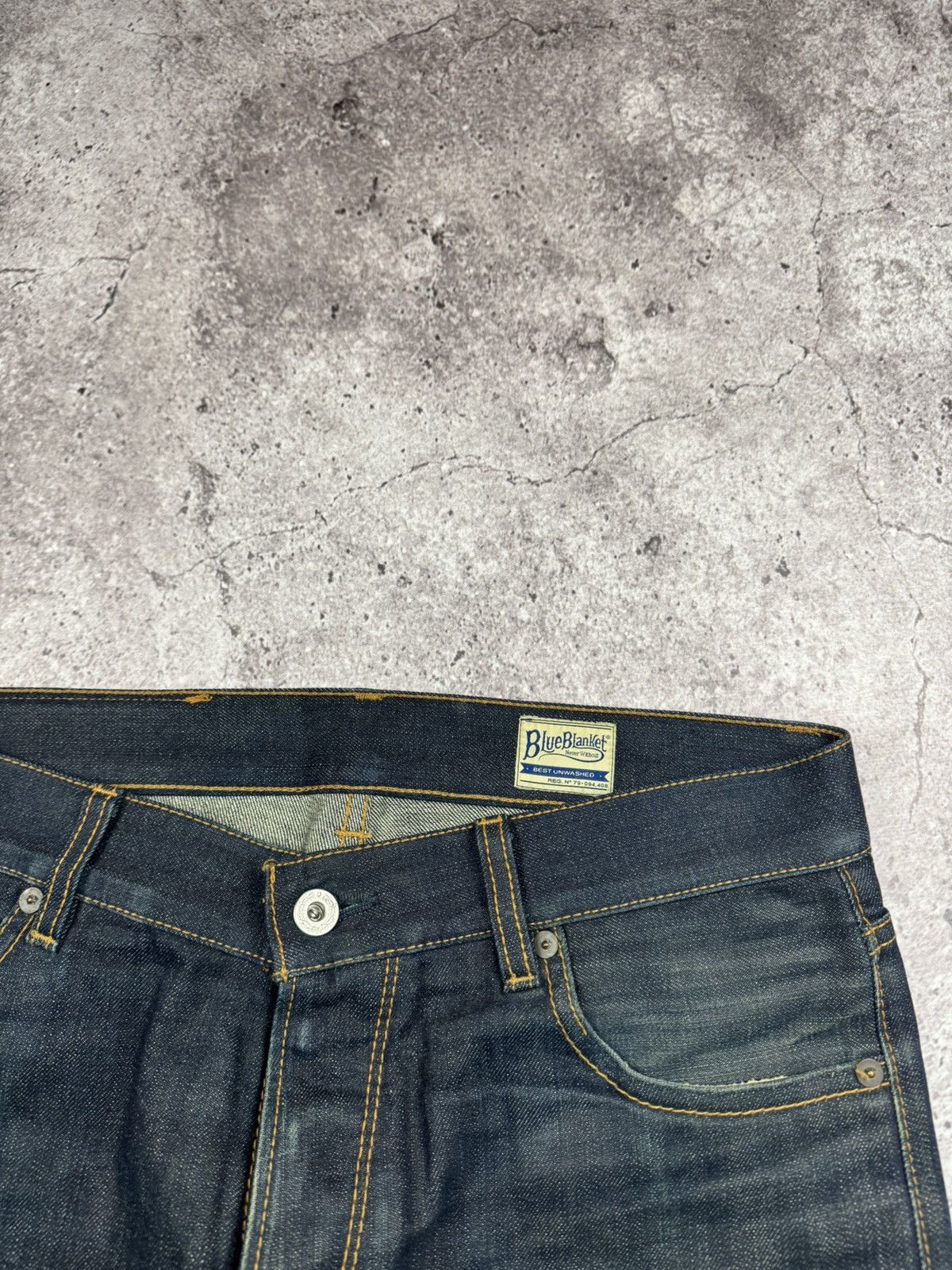 Blue Blanket Vintage BLUE BLANKET Distressed Japanese Jeans Selvage Faded Size US 30 / EU 46 - 5 Thumbnail